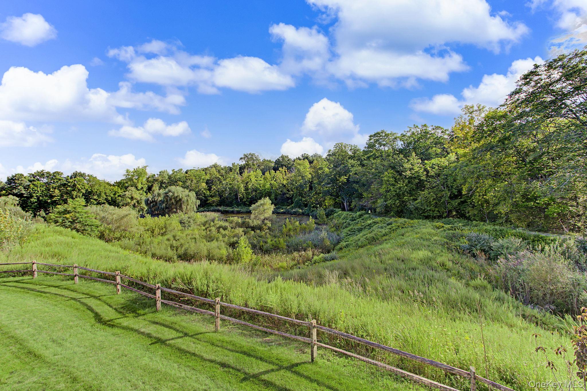 8 Jasmine Lane – For Sale photo 40