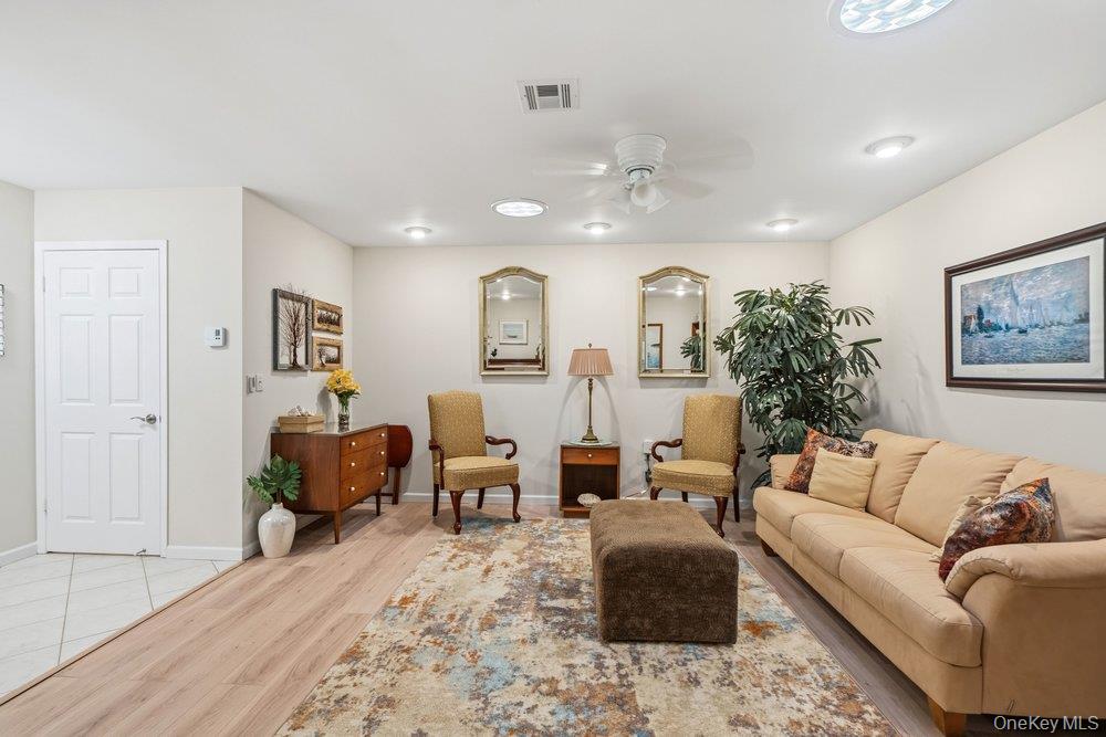 21 Revere Drive – For Rent photo 13