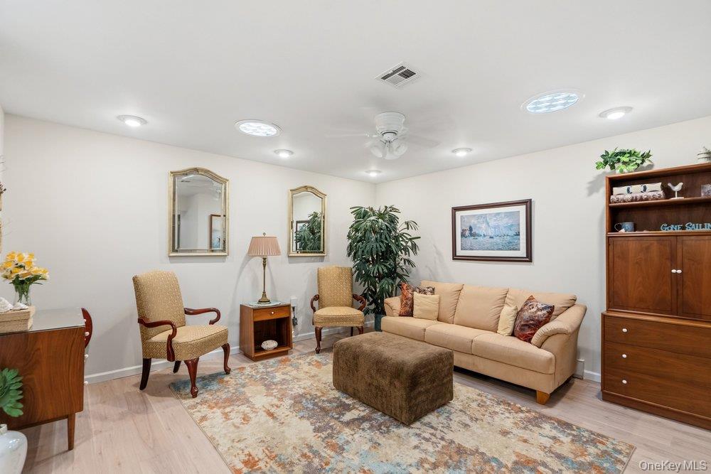 21 Revere Drive – For Rent photo 12