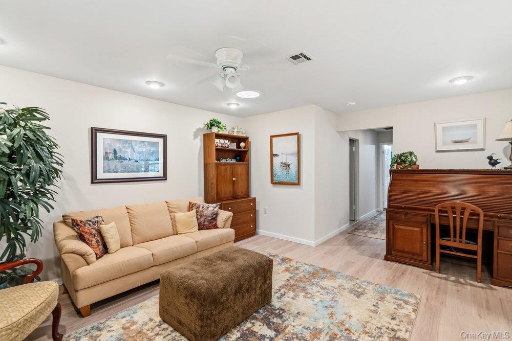 21 Revere Drive – For Rent photo 15