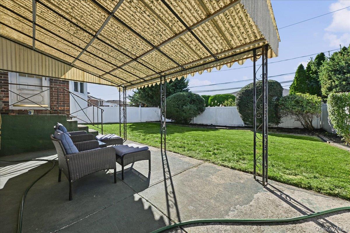 698 Edgewood Drive – For Sale photo 31
