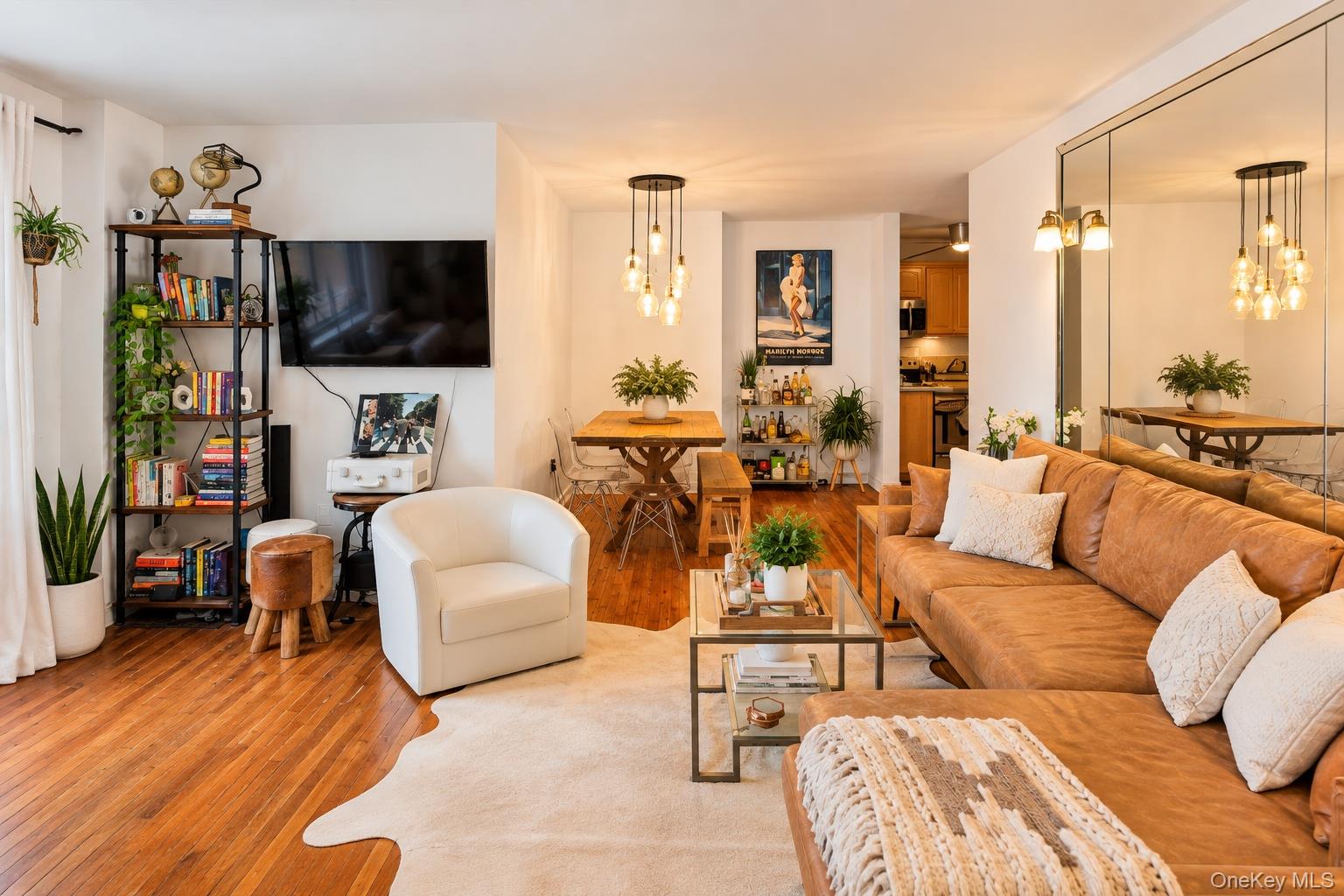 370 W Broadway, Unit 2A photo 14