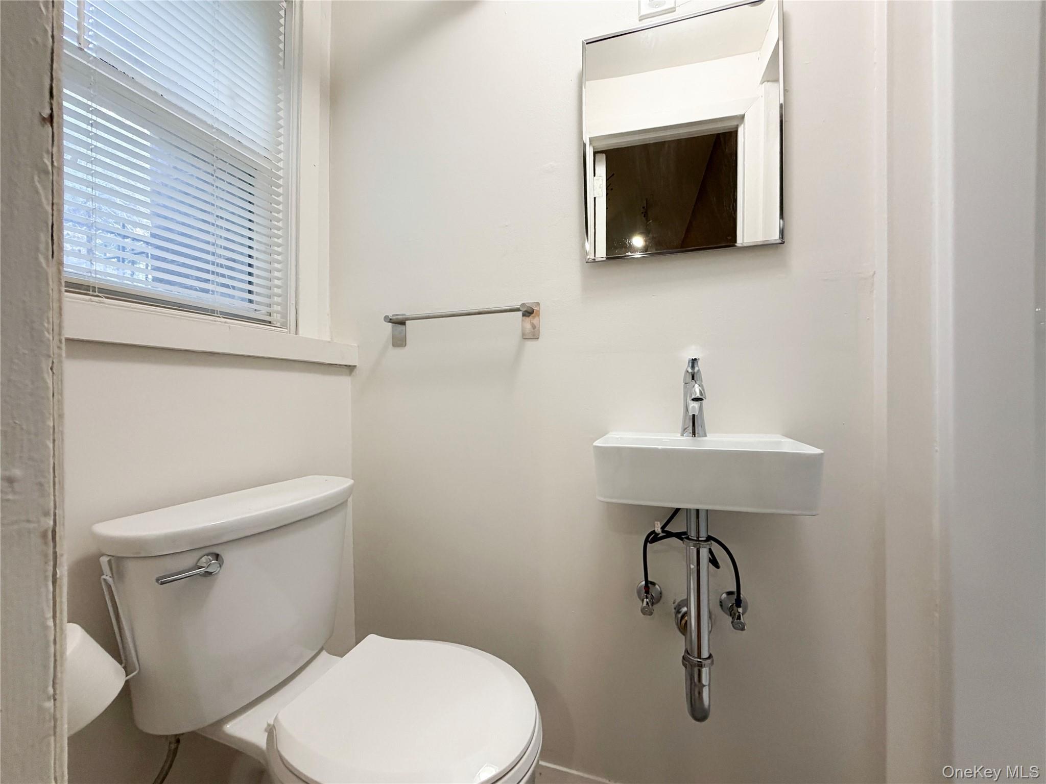 1941 Yates Avenue – For Sale photo 32