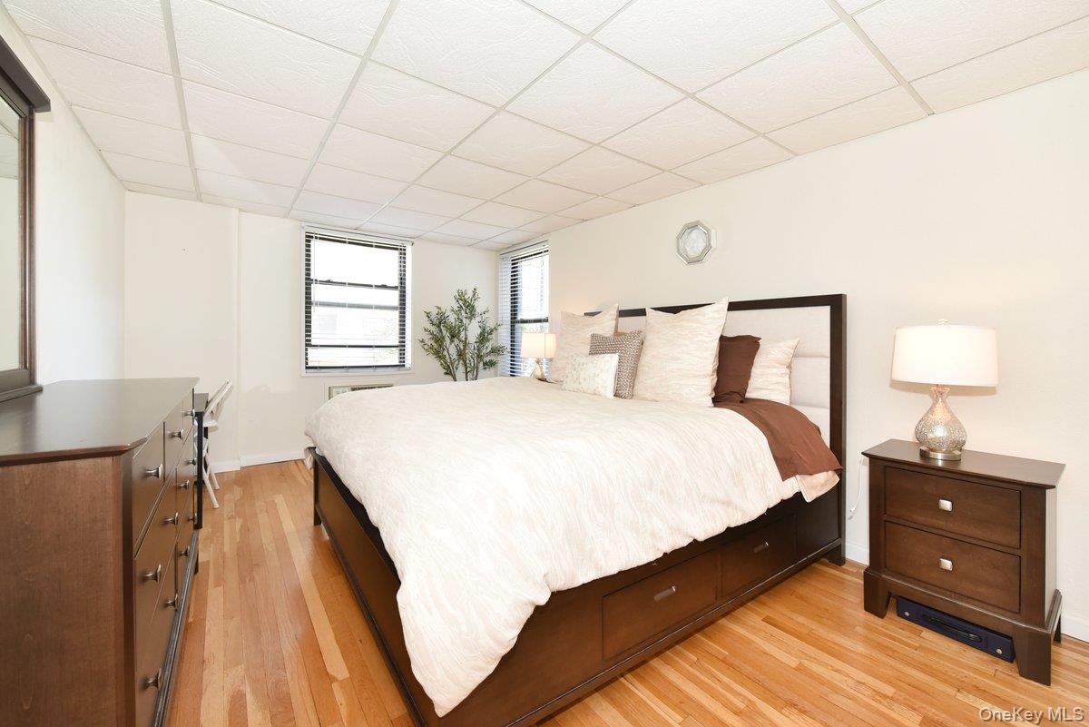 1 Birchwood Court, Unit 2O photo 10