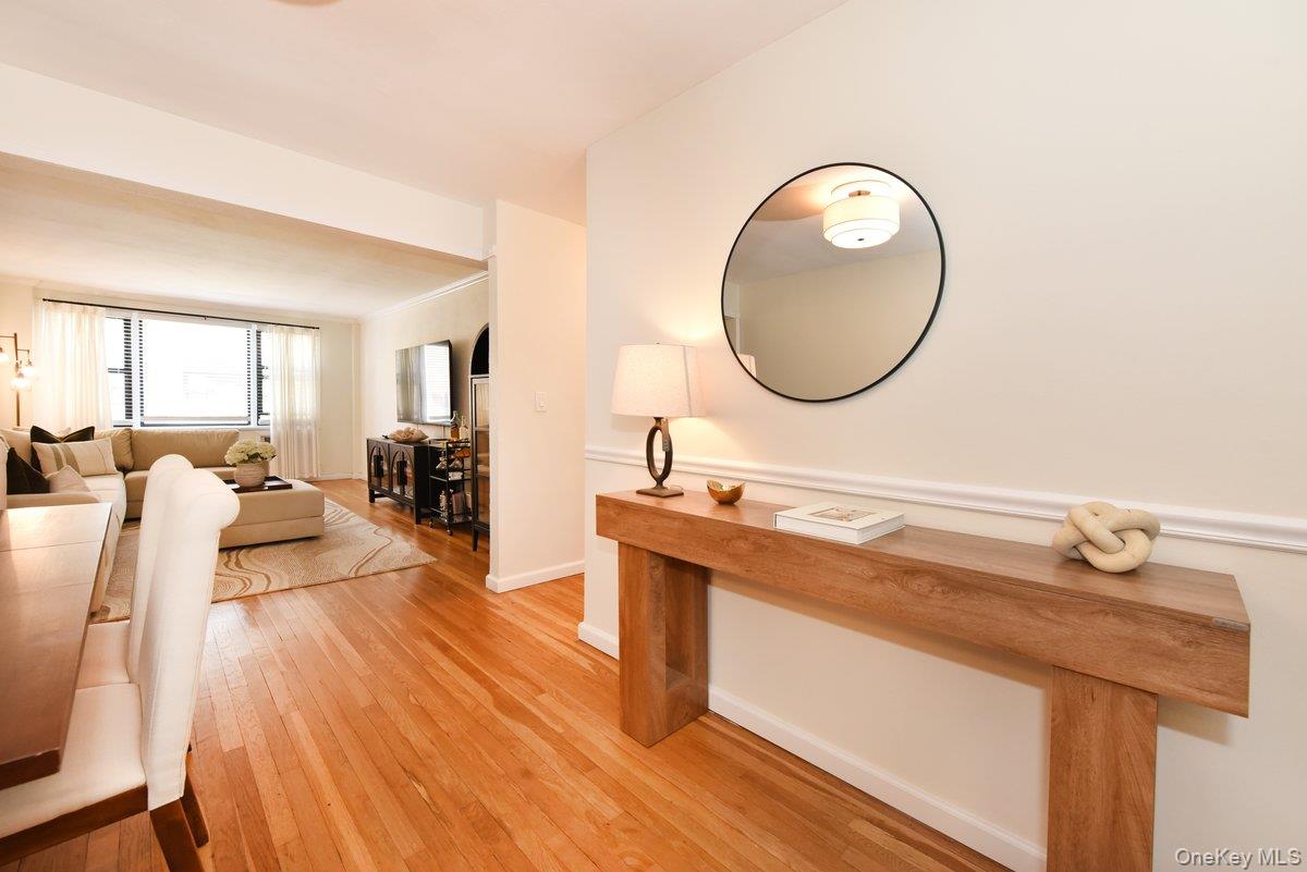 1 Birchwood Court, Unit 2O photo 5
