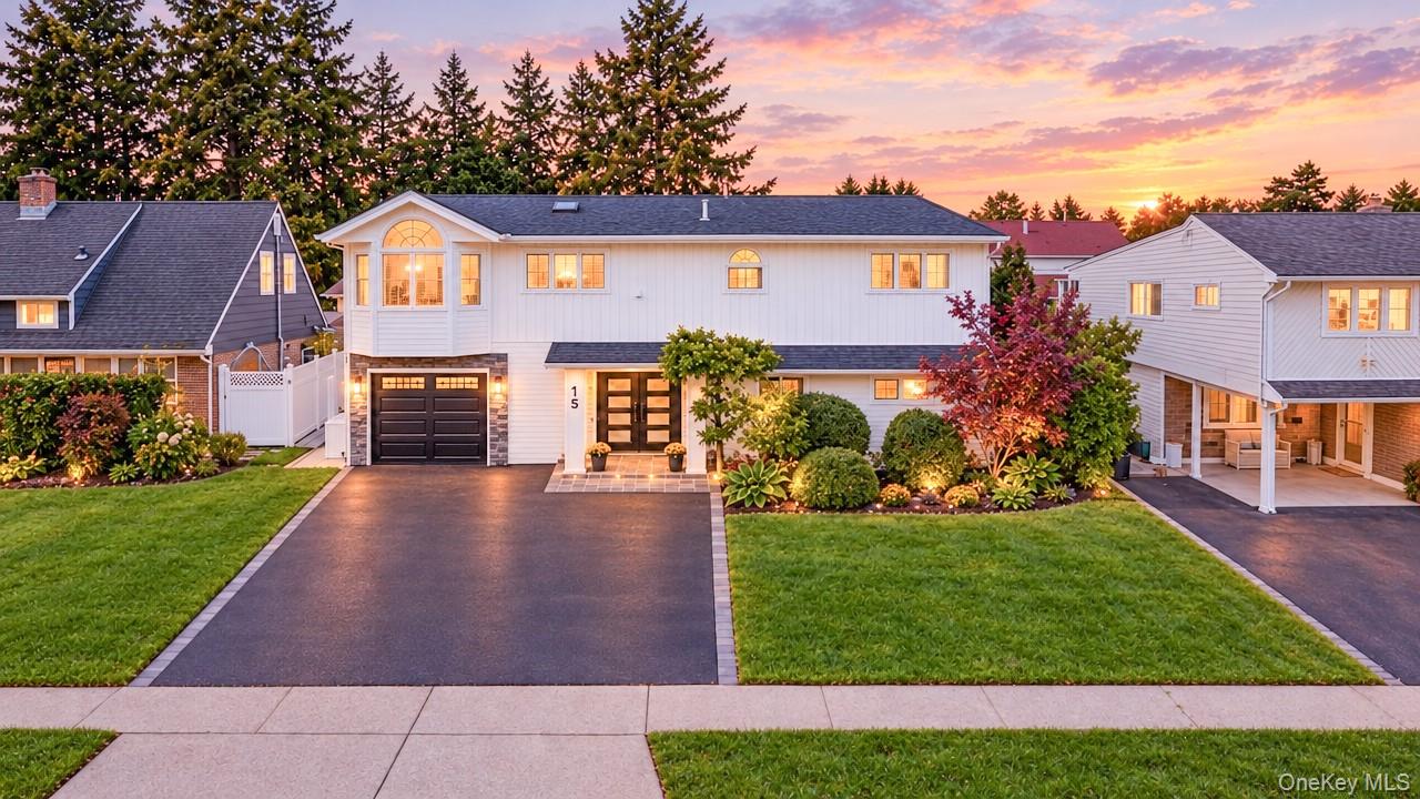15 Coachman Lane – For Sale