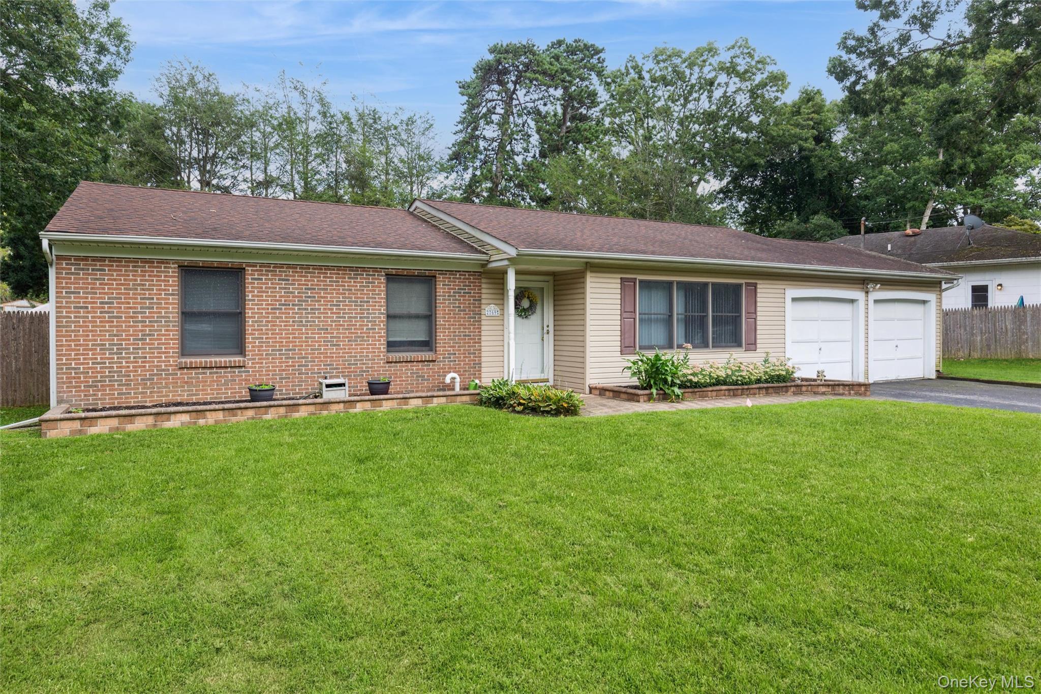 2769 Pond Road – For Sale photo 3