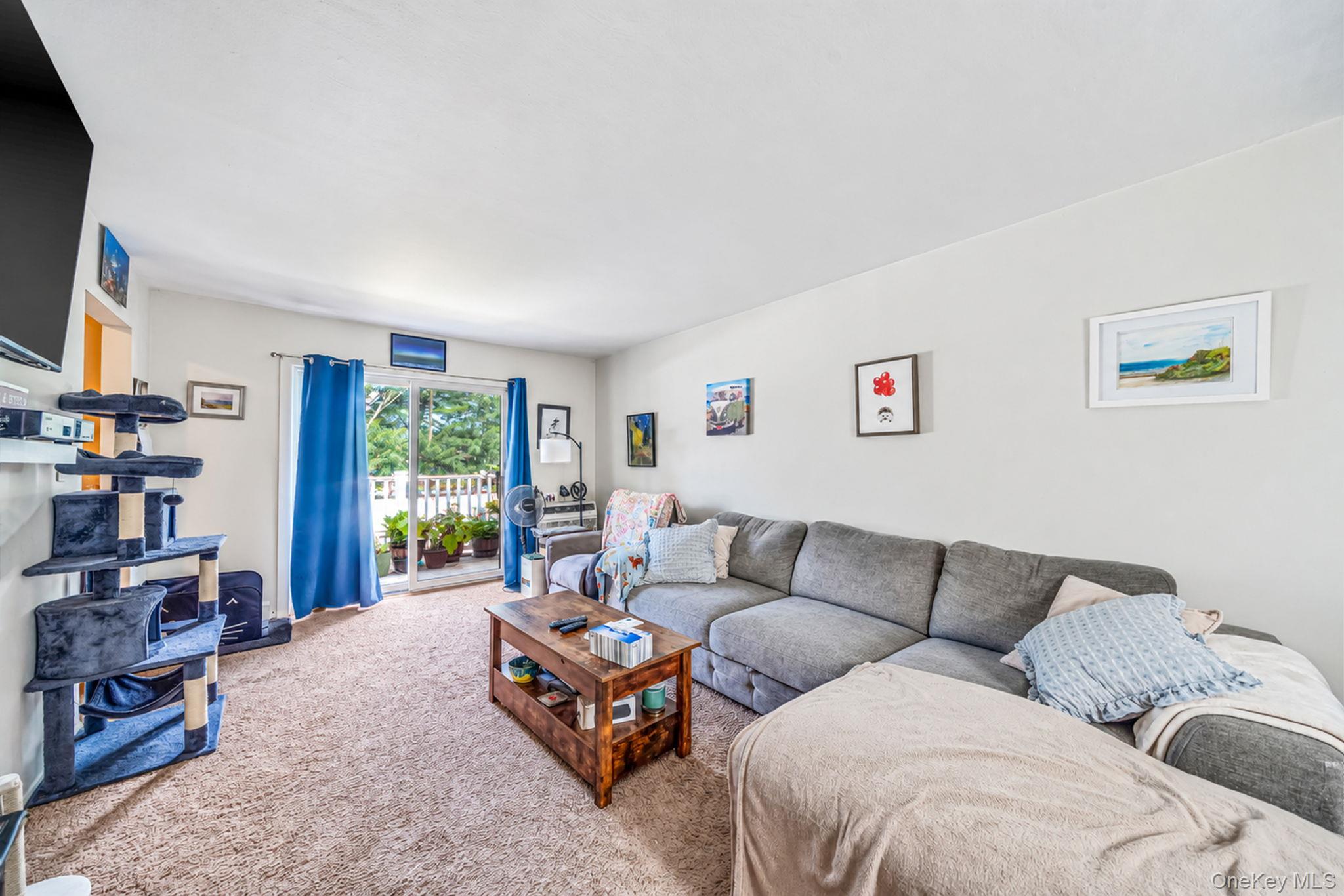 260 Waverly Avenue, Unit 72 photo 9