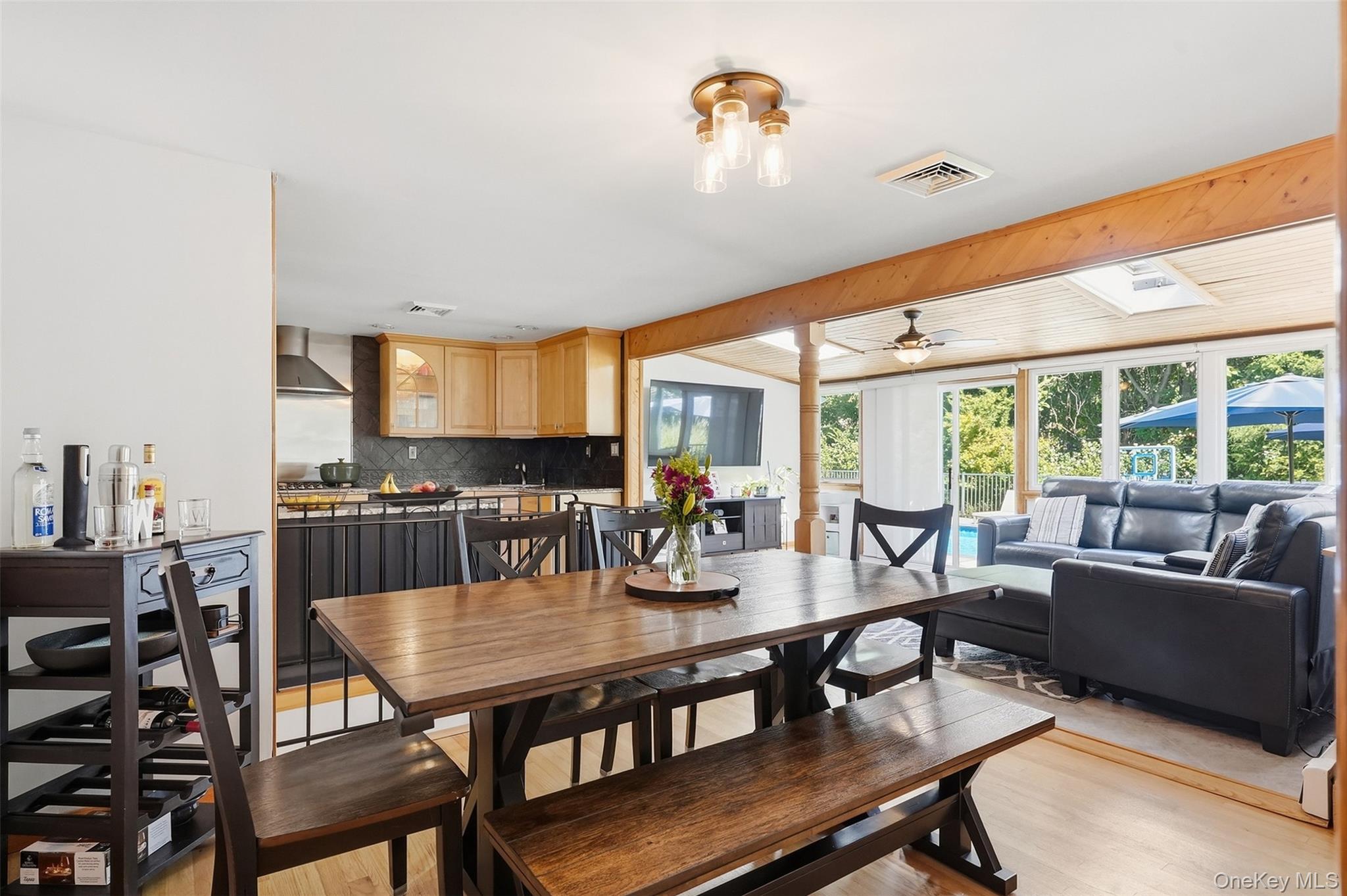 83 Harth Drive – For Sale photo 2