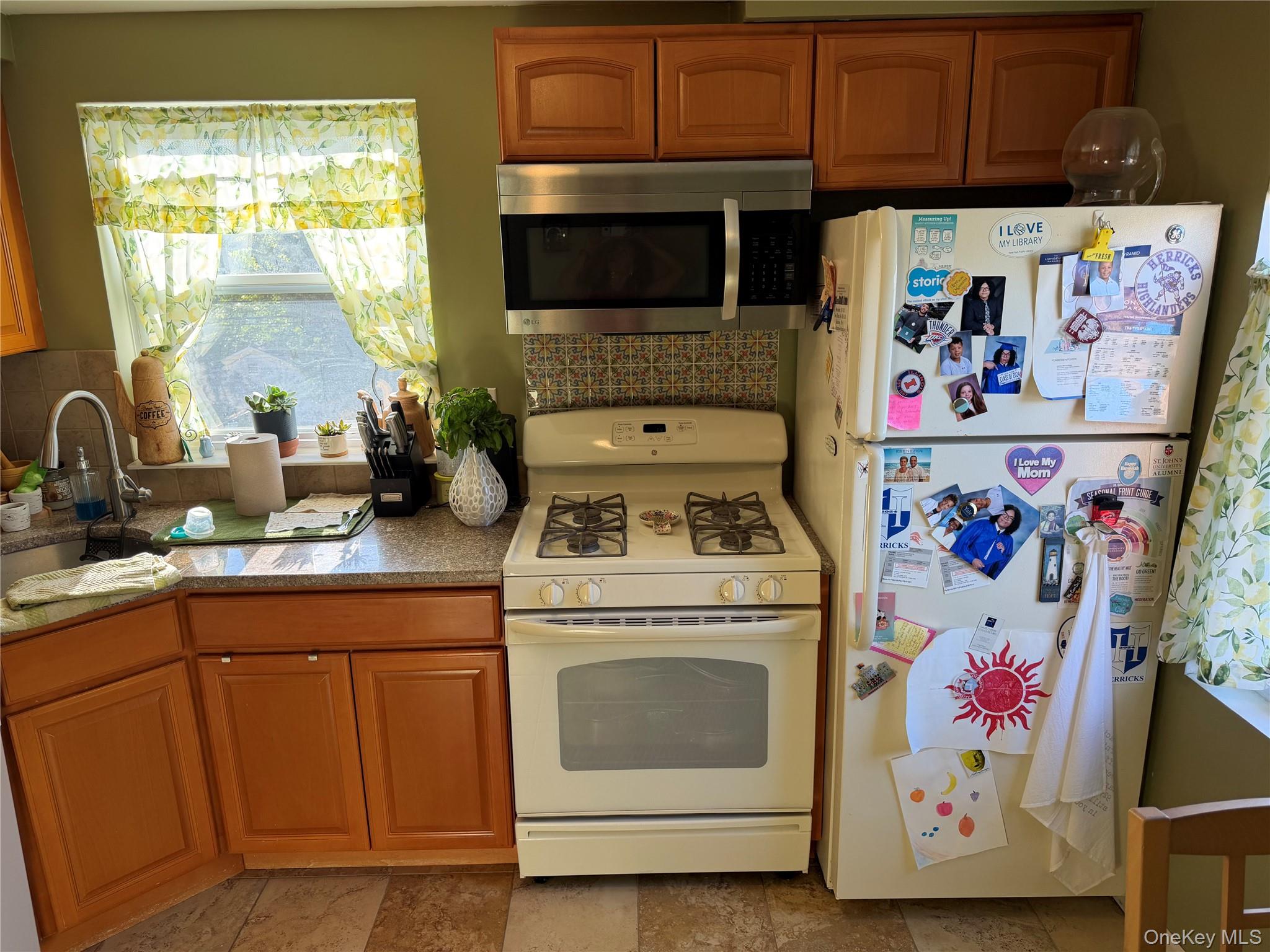 222 Colonial Avenue, Unit 2nd Fl photo 13