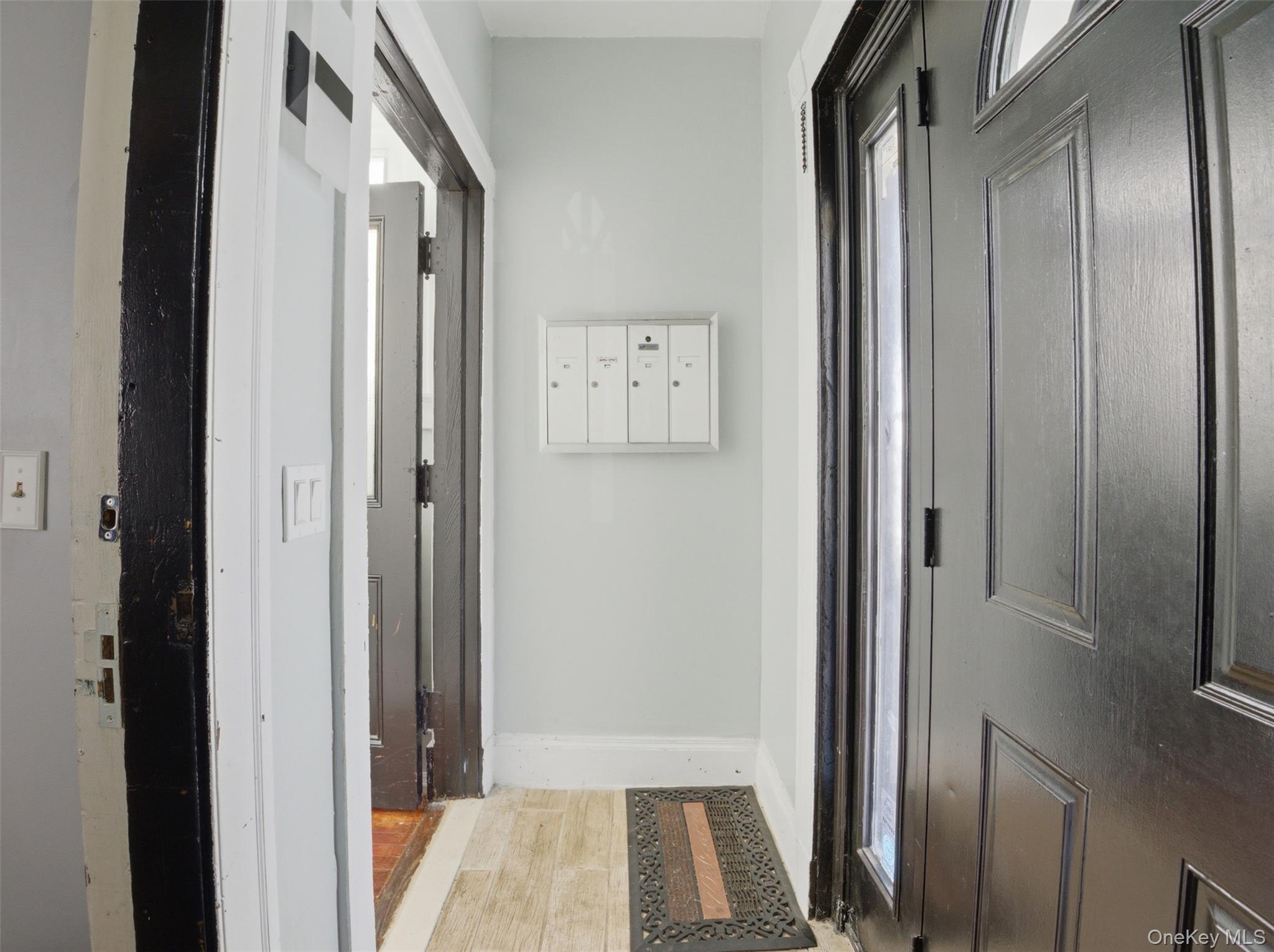 406 South 3rd Avenue, Unit 2 photo 2