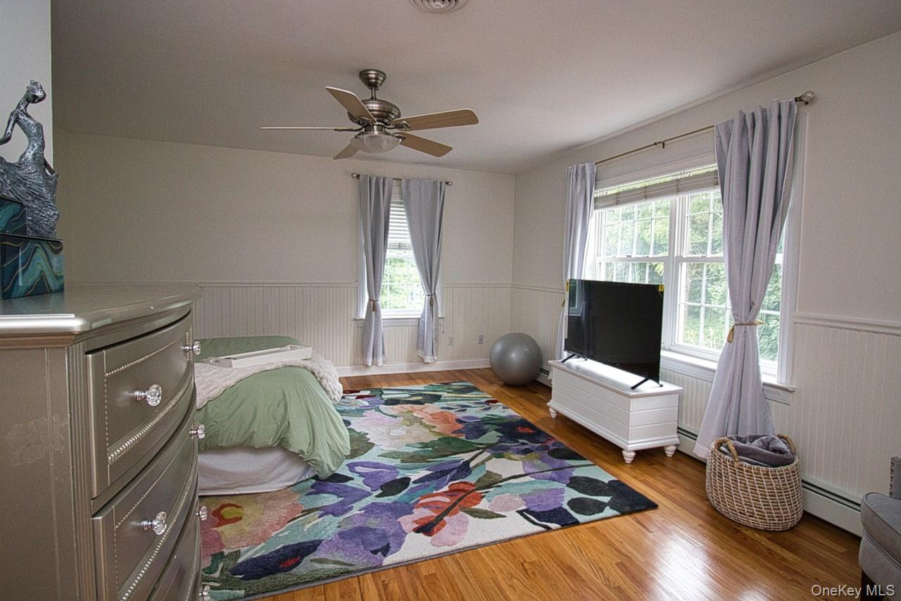 9 Roselawn Road – For Sale photo 8