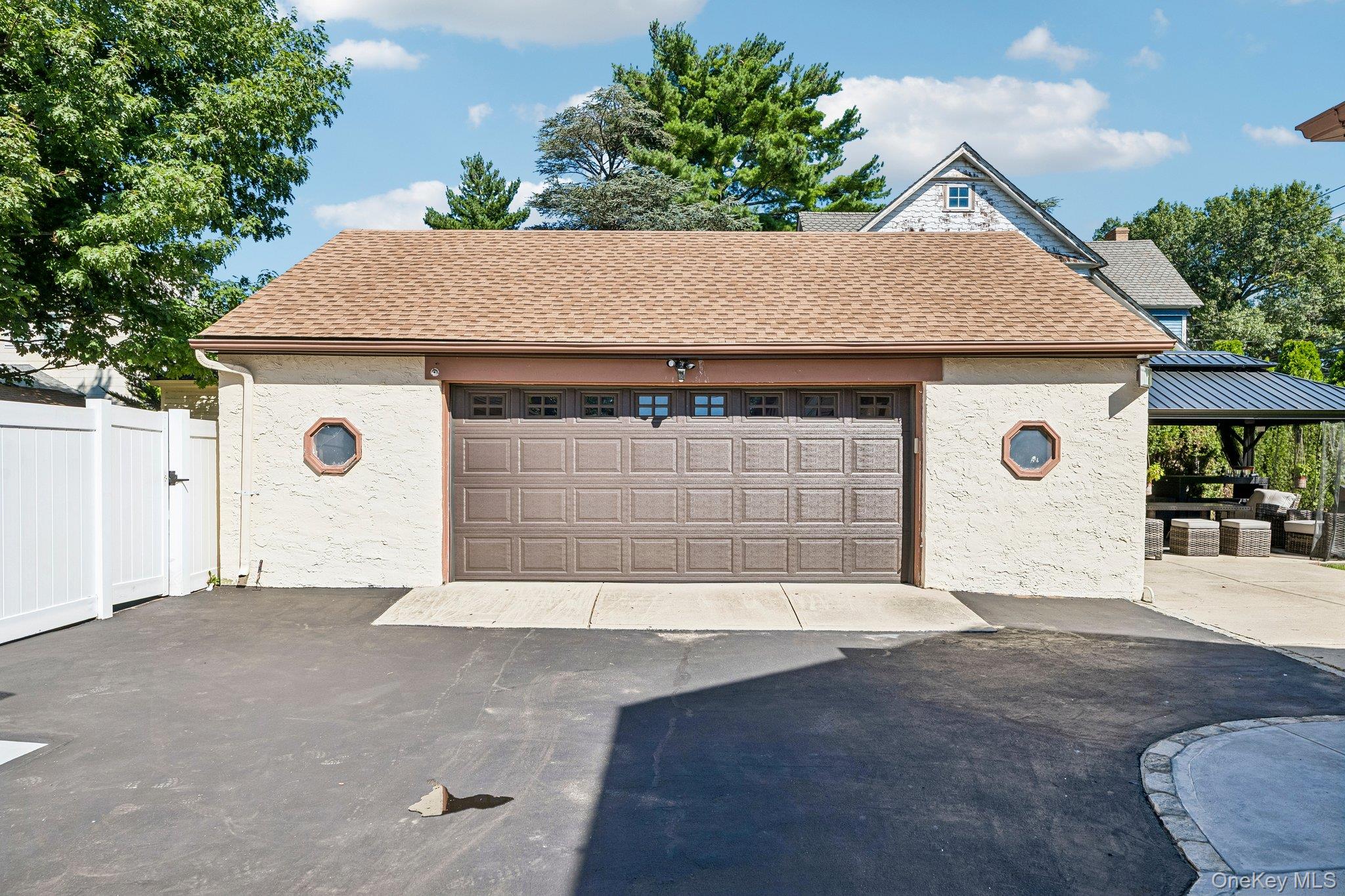 77 Jefferson Avenue – For Sale photo 7