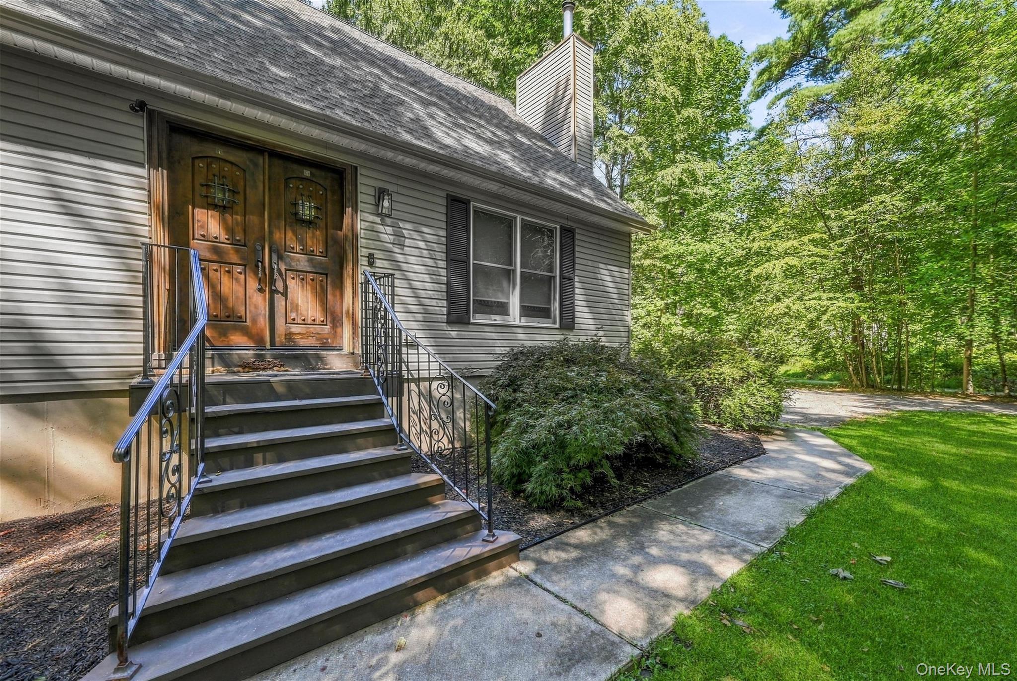 129 Dubois Street – For Sale photo 6