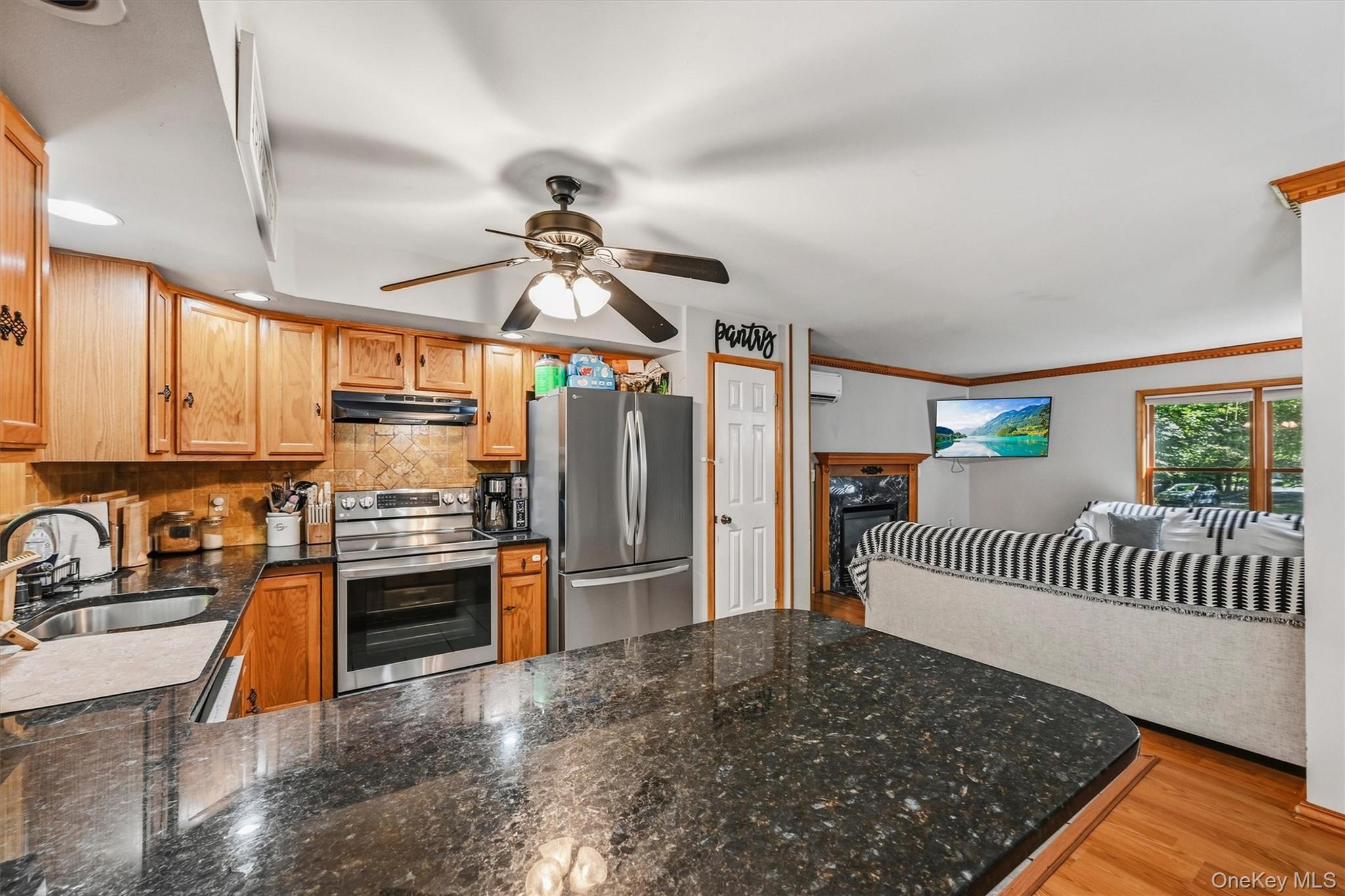129 Dubois Street – For Sale photo 17