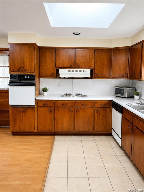 39 Cleveland Street – For Sale photo 2