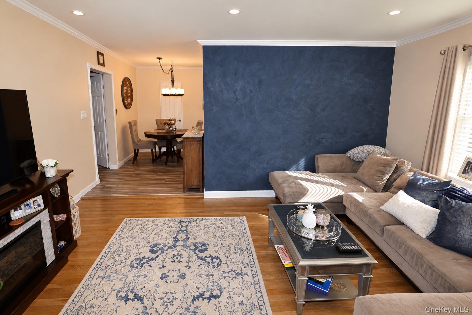 251-35 71st Road, Unit 51 A photo 22