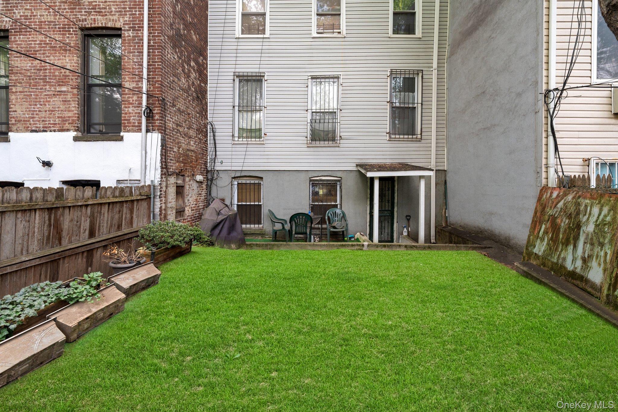 307 Quincy Street – For Sale photo 7