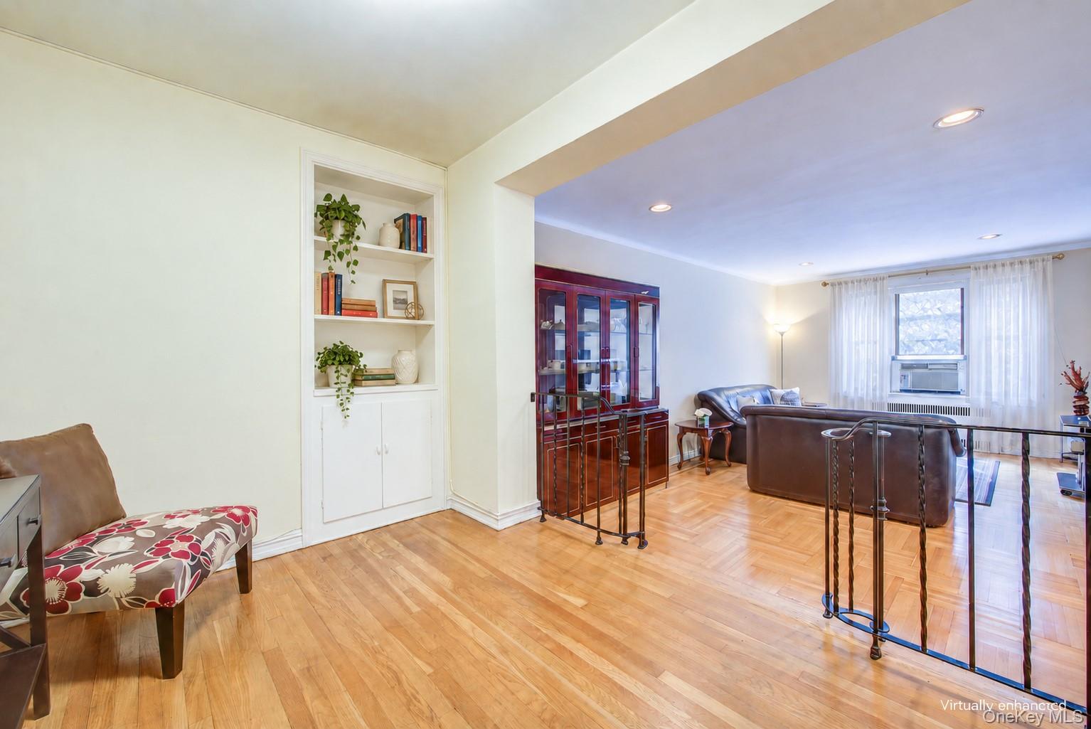 77-11 35th Avenue, Unit 1S photo 4
