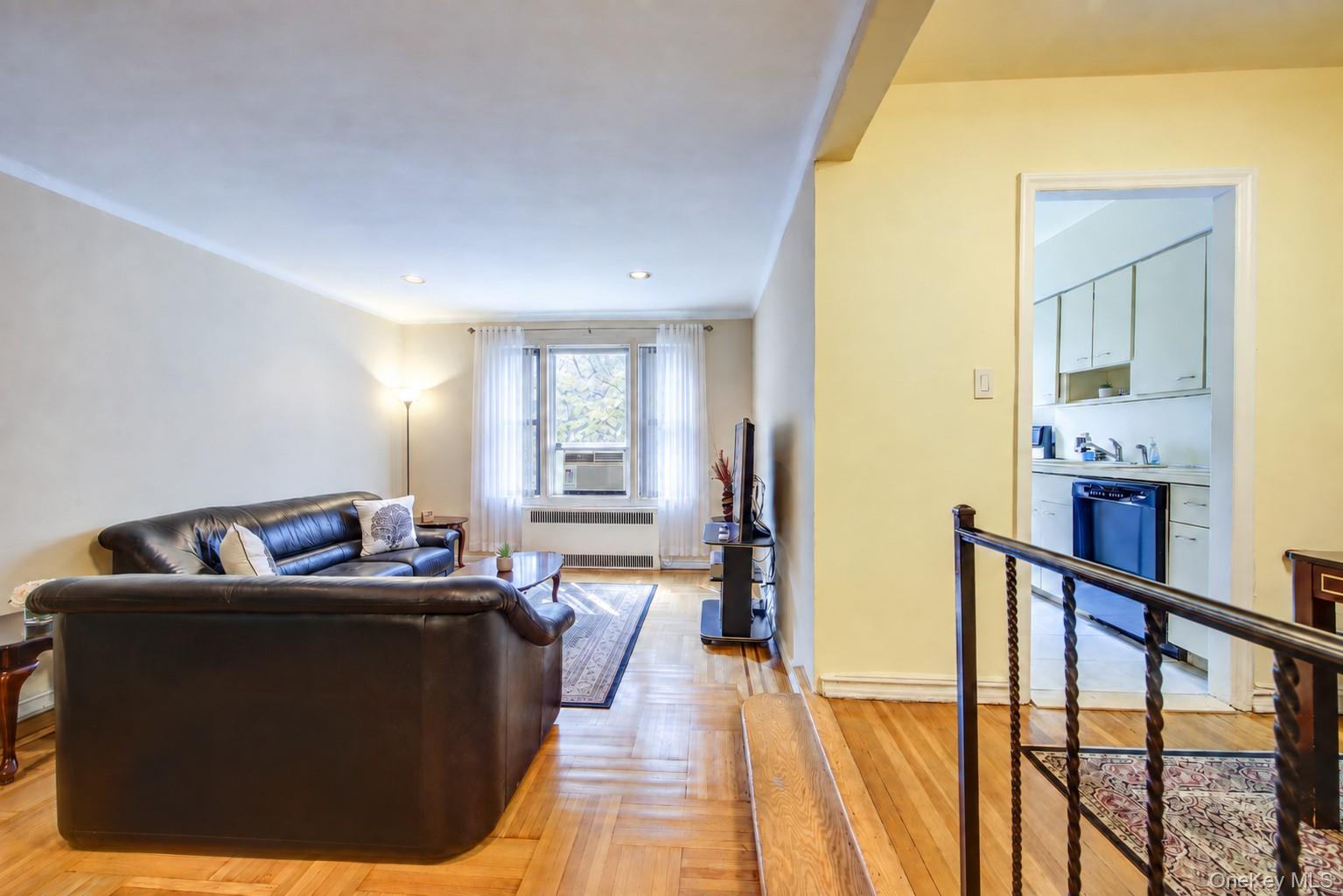 77-11 35th Avenue, Unit 1S photo 8