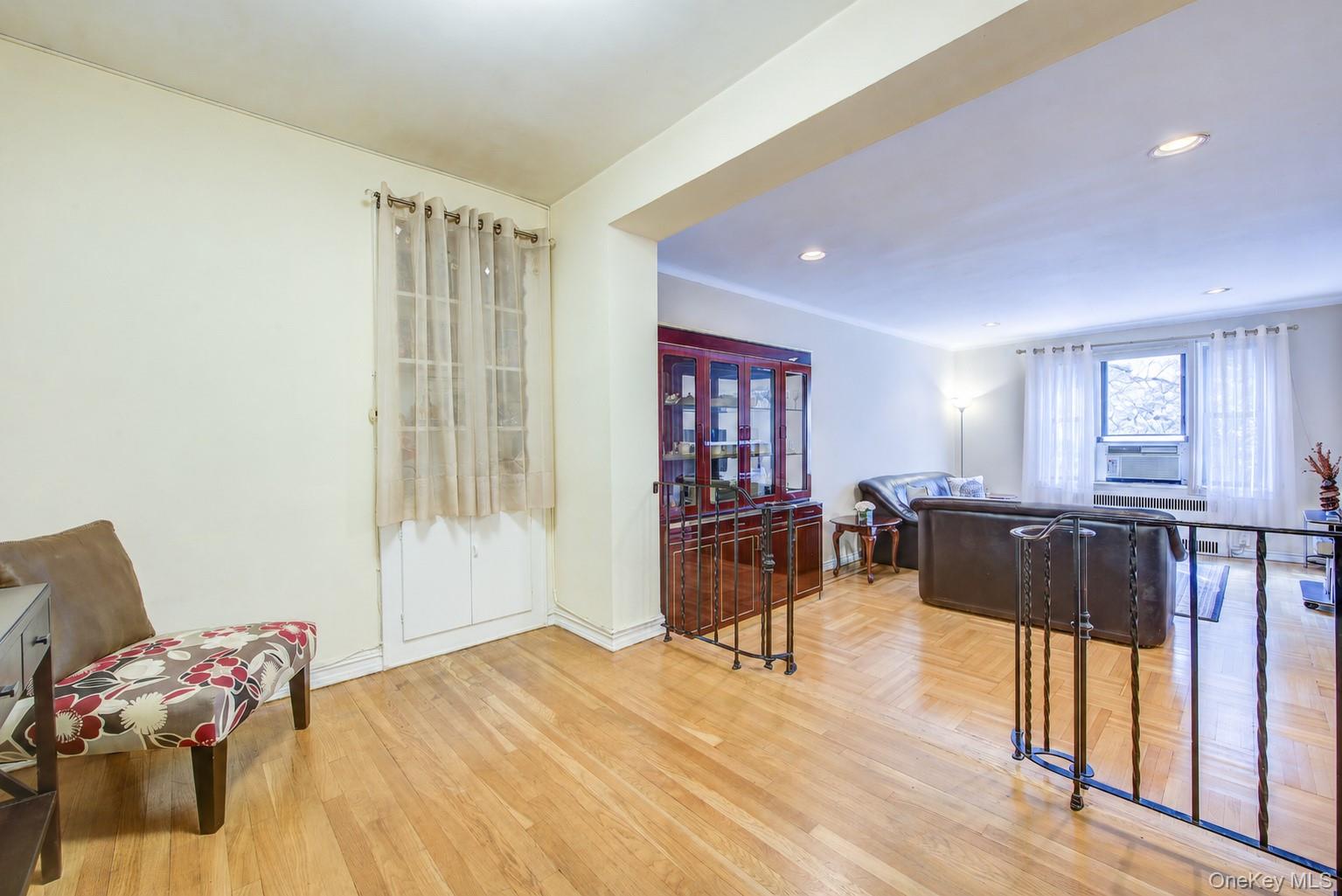 77-11 35th Avenue, Unit 1S photo 5