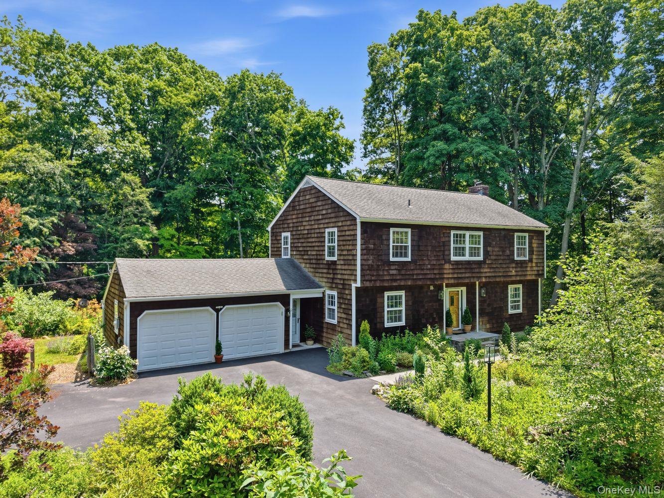 9 Cross Pond Road – For Sale