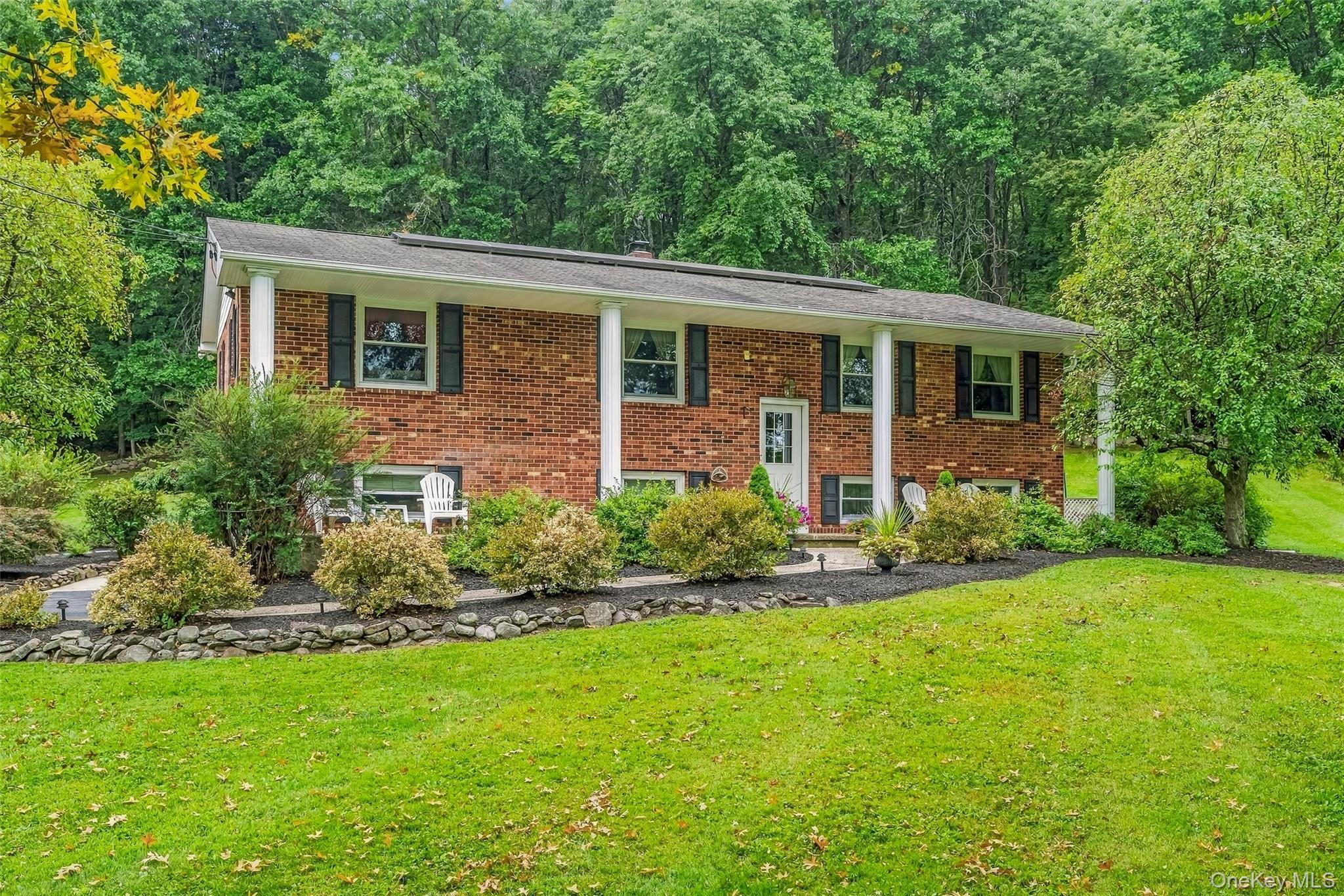 91 Tuthill Road – For Sale photo 2