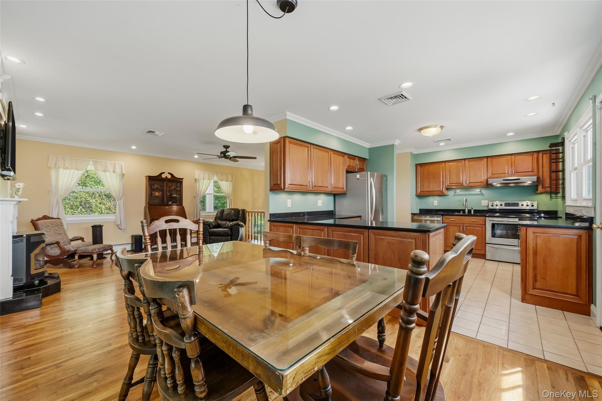 91 Tuthill Road – For Sale photo 20