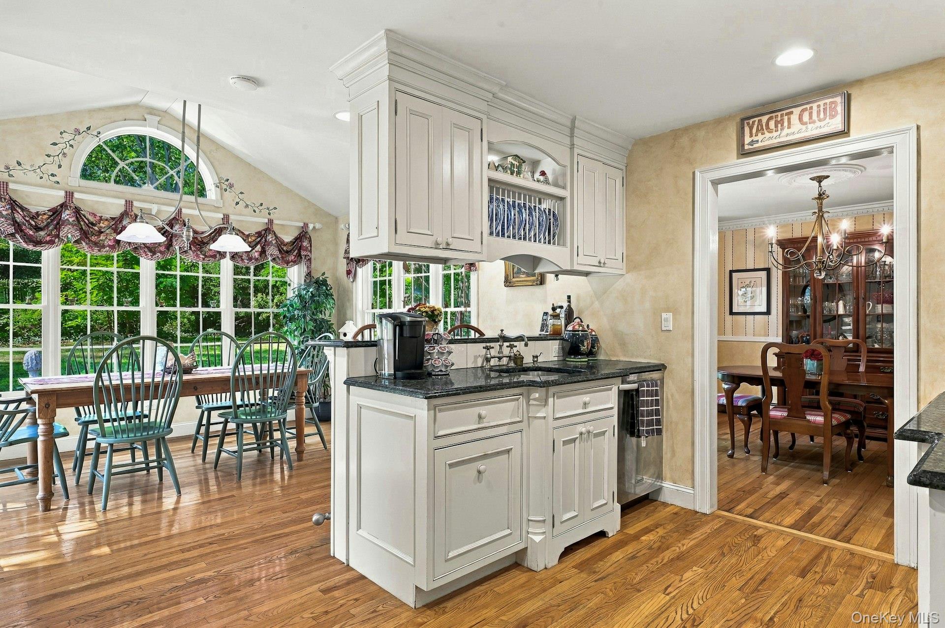 25 W Scudder Place – For Sale photo 8