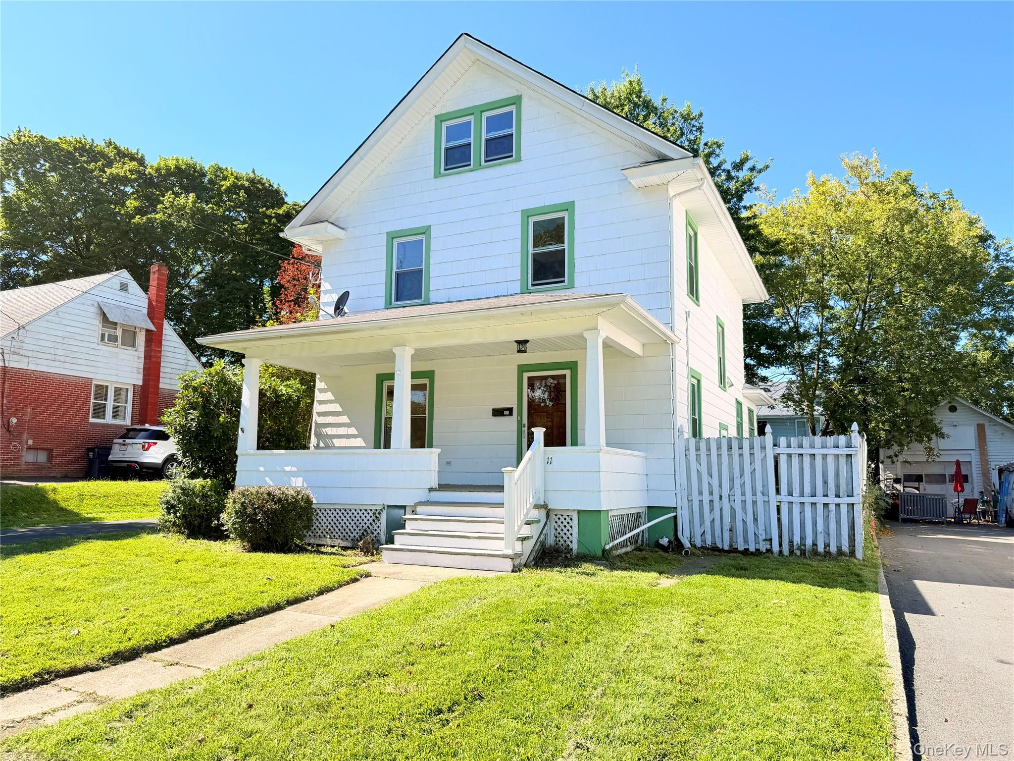 11 Gardner Avenue – For Sale photo 3