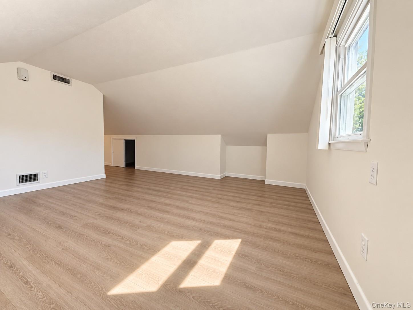 60 Topland Road – For Rent photo 17