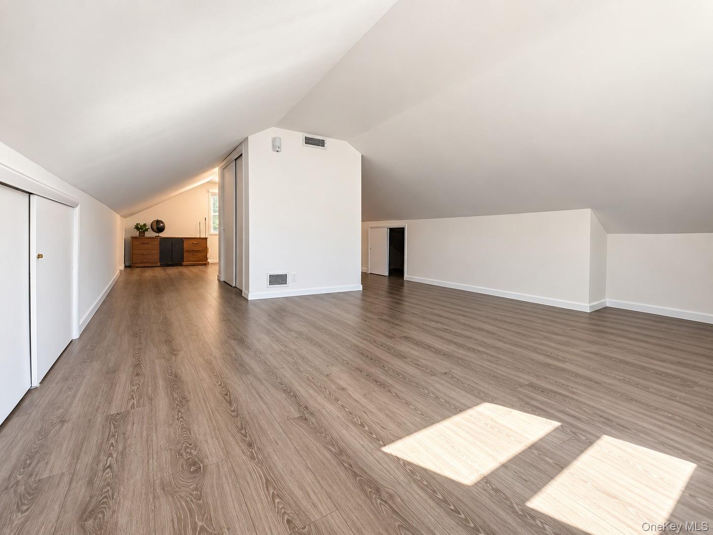 60 Topland Road – For Rent photo 16