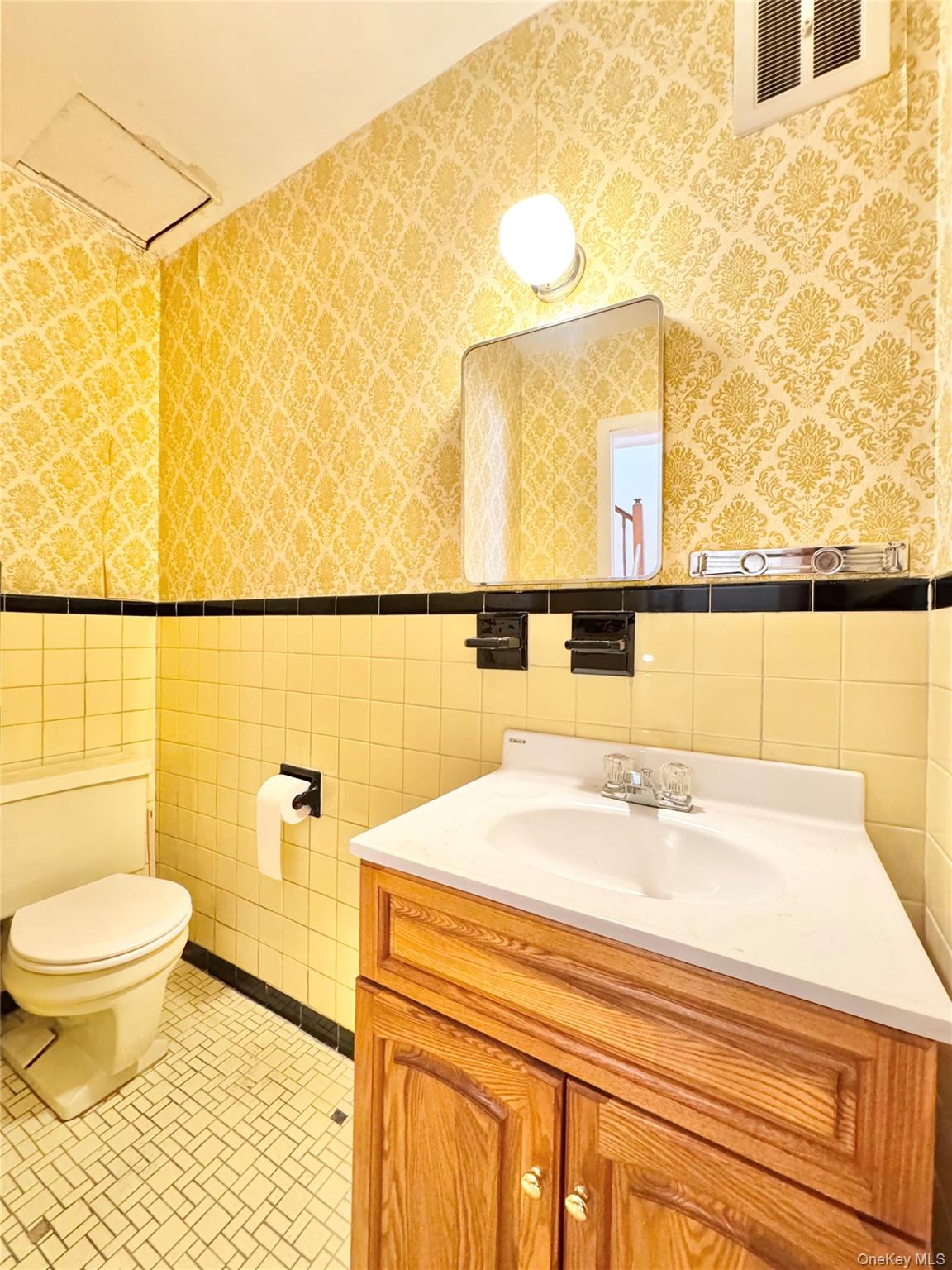 45-03 74th Street – For Sale photo 8