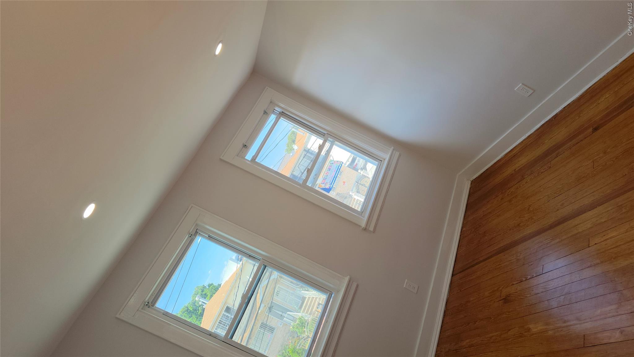 15810 115th Road – For Rent photo 3