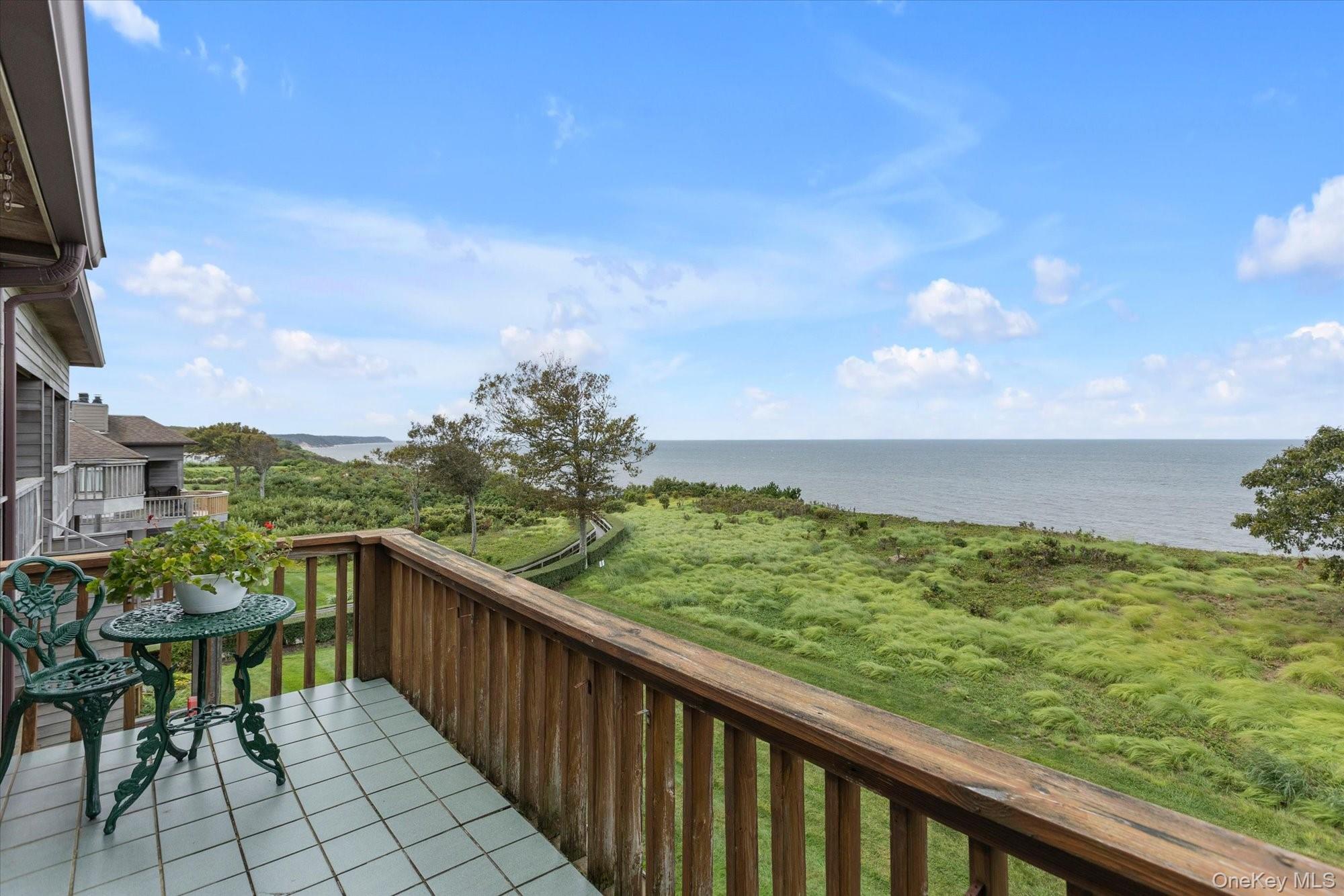 318 Fox Hill Drive – For Sale photo 3