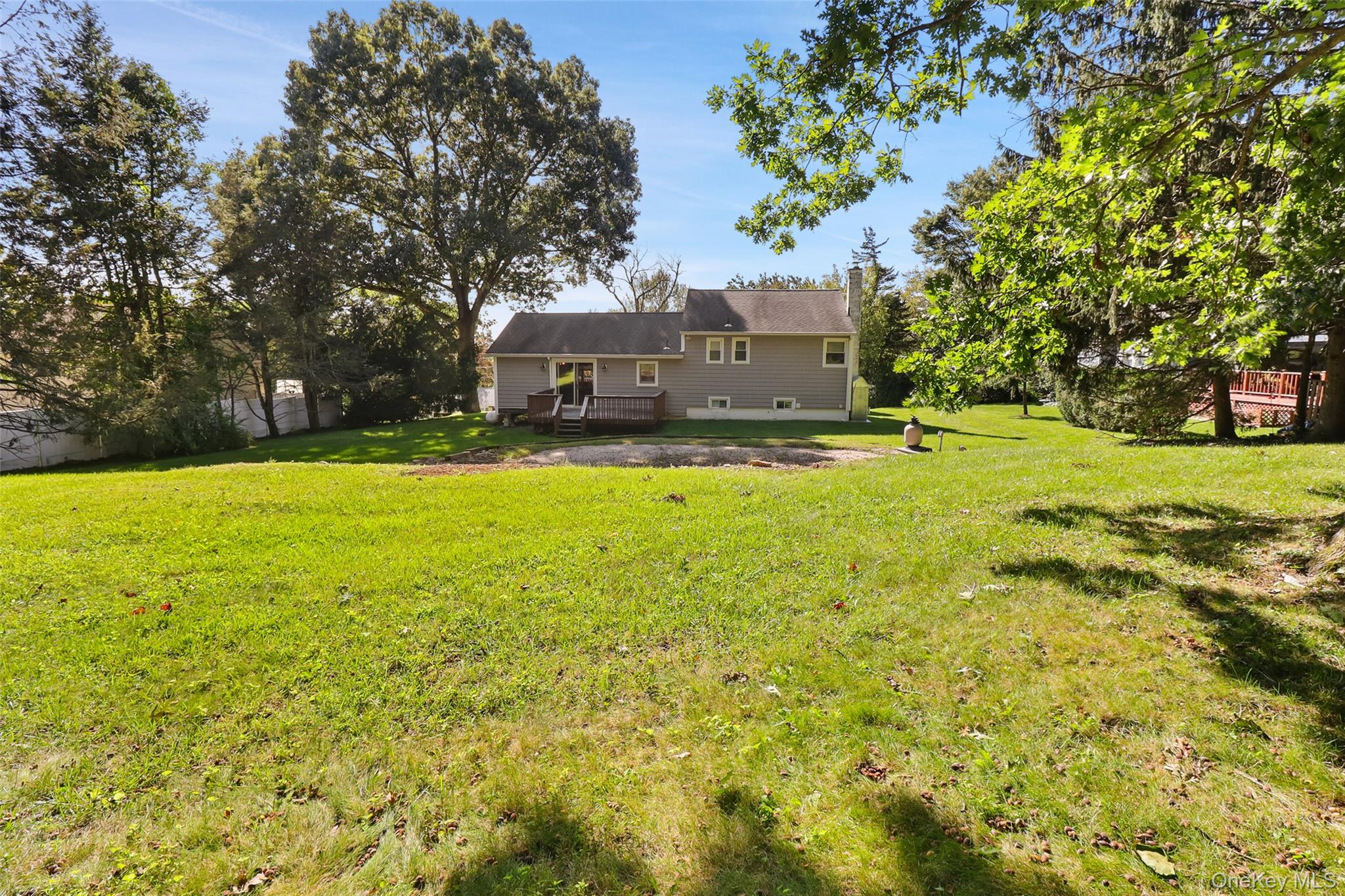 3832 Valleyview Street – For Sale photo 38