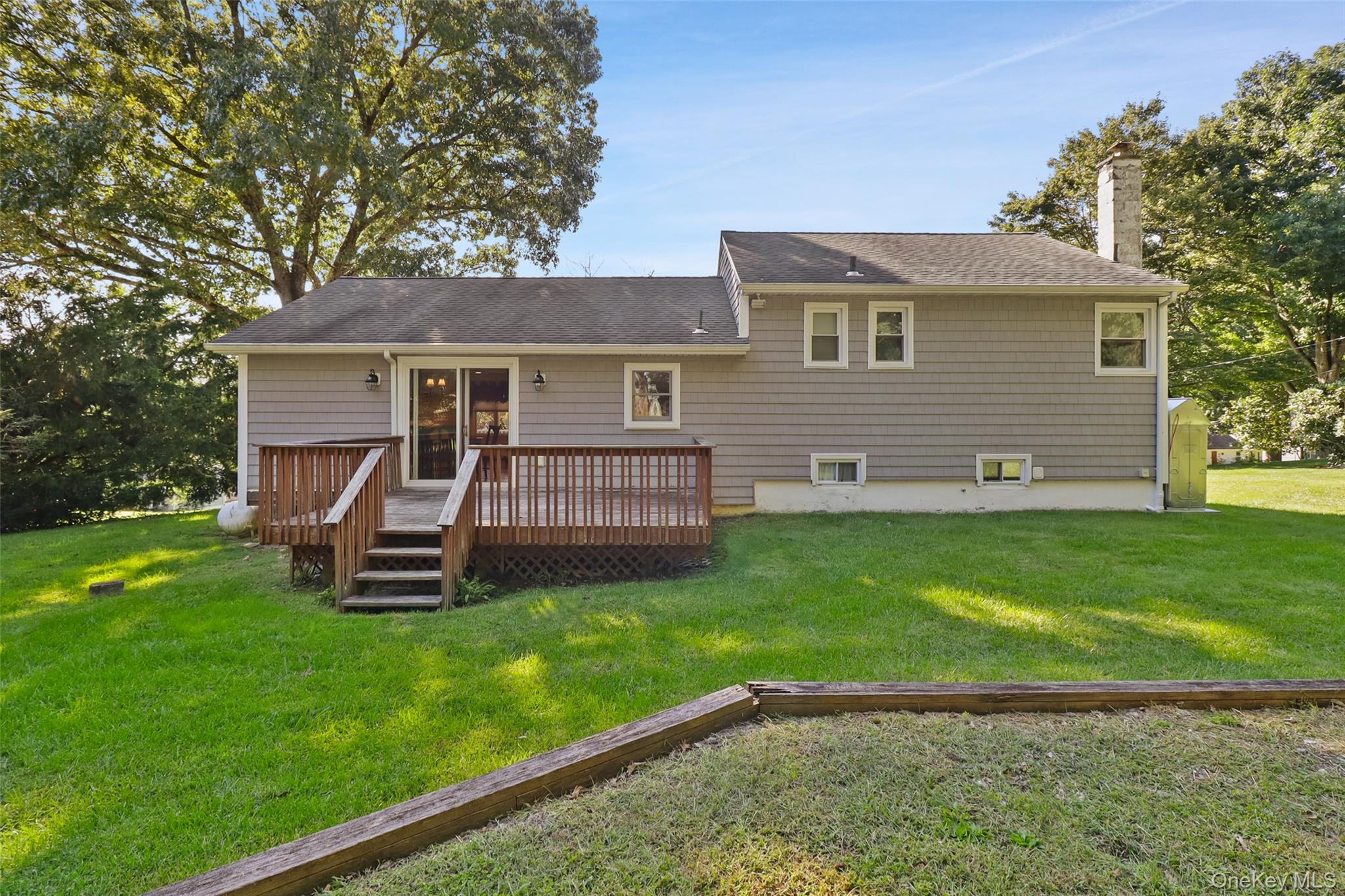 3832 Valleyview Street – For Sale photo 31