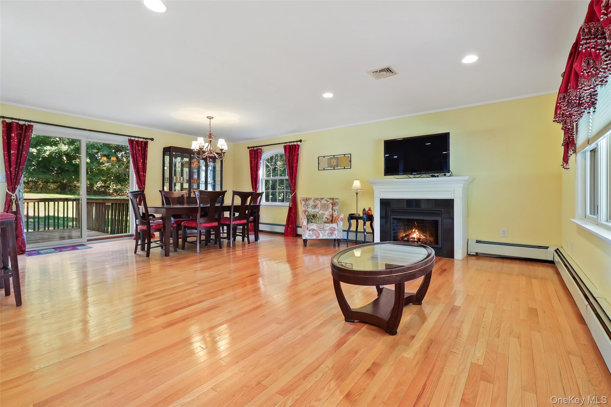 3832 Valleyview Street – For Sale photo 8