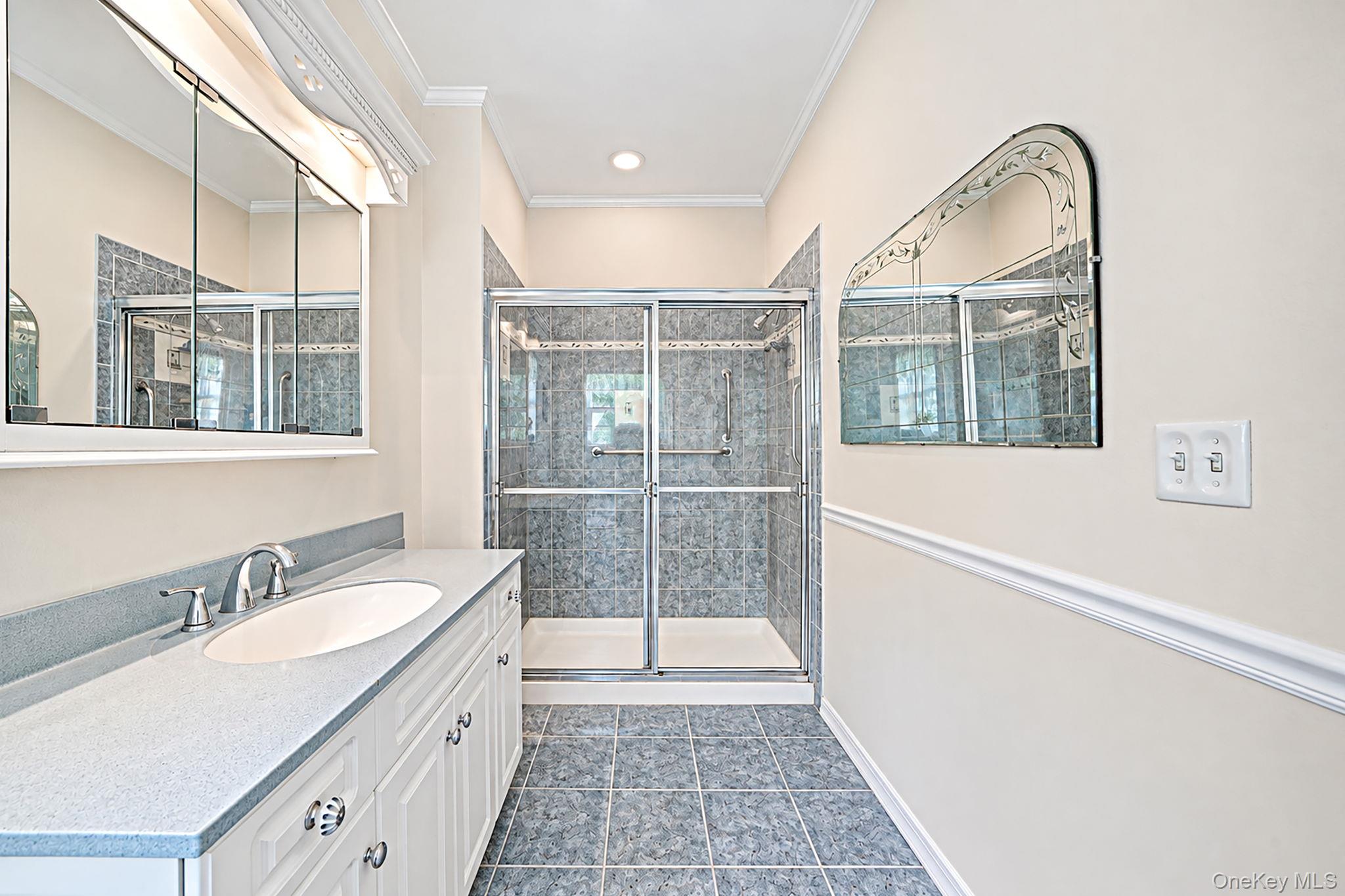 90 Golden Spruce Drive – For Sale photo 23