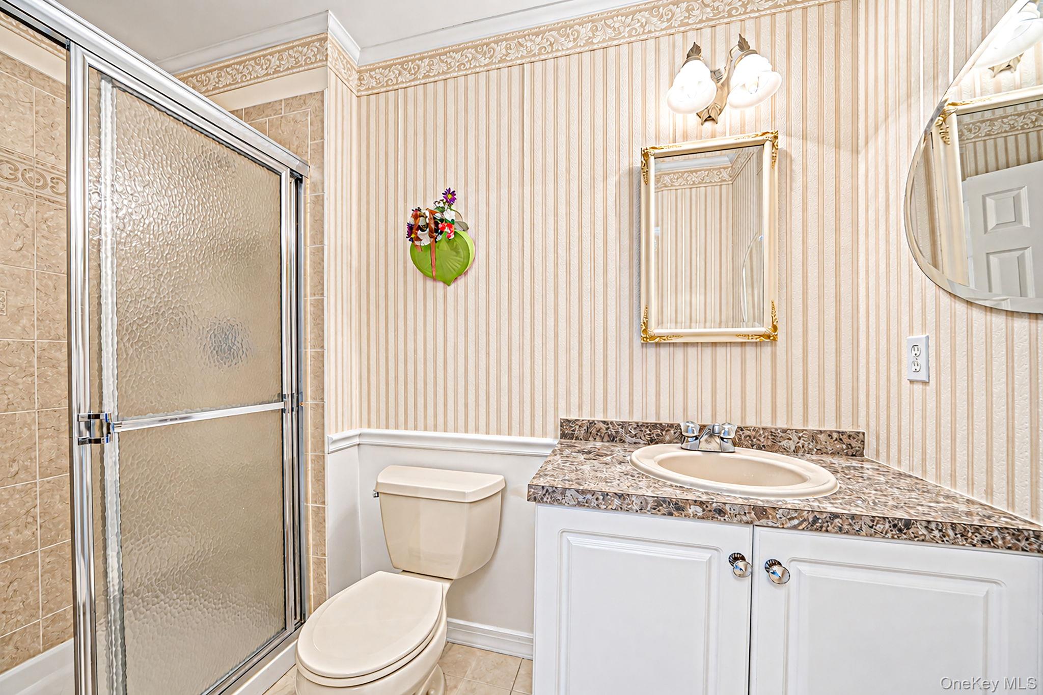 90 Golden Spruce Drive – For Sale photo 27