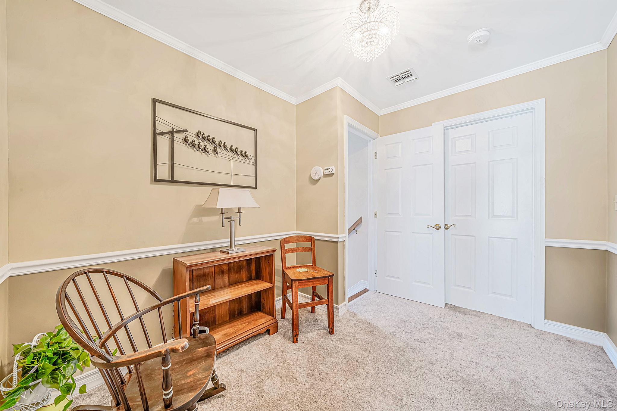 90 Golden Spruce Drive – For Sale photo 30