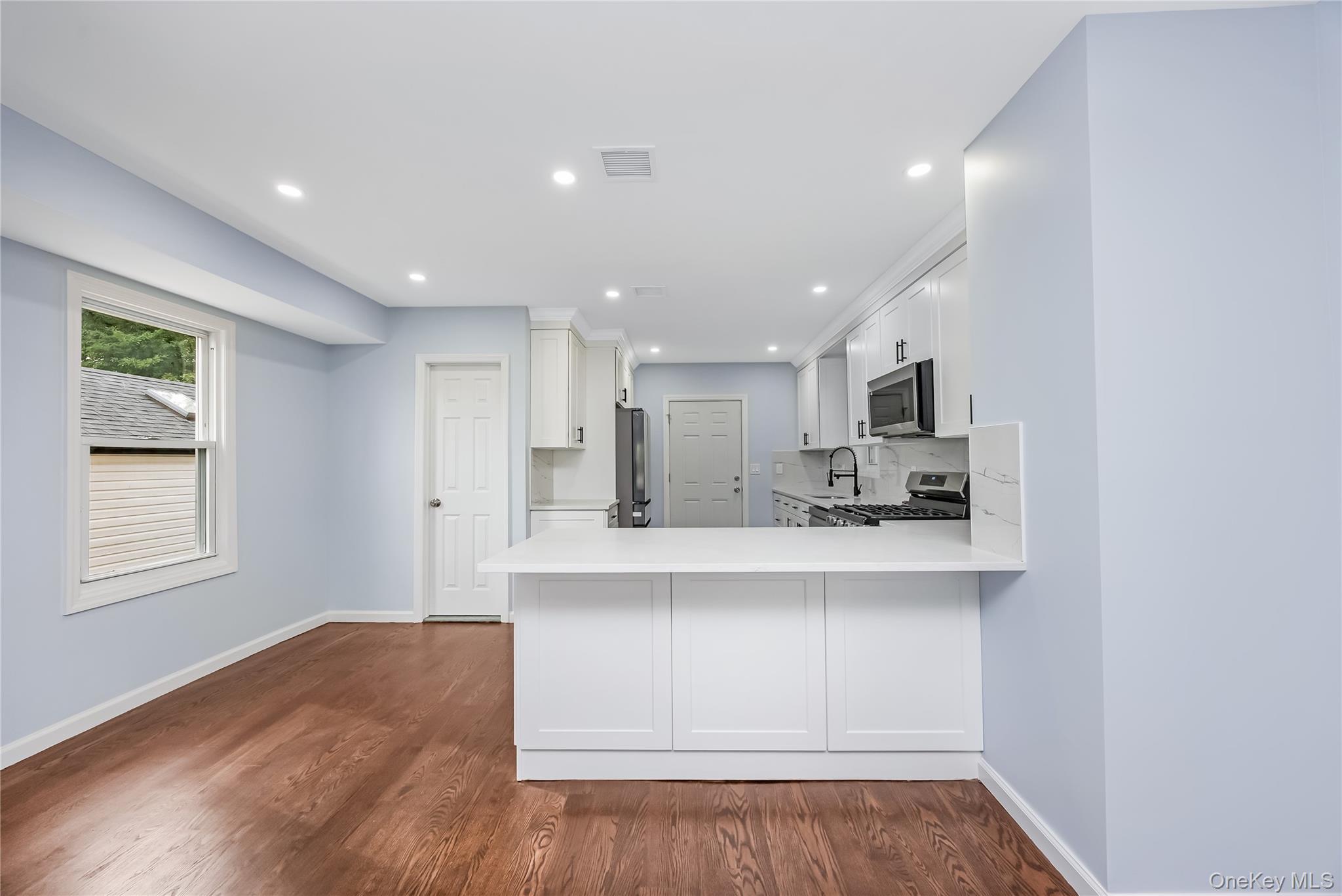 54 W Marshall Street – For Sale photo 9
