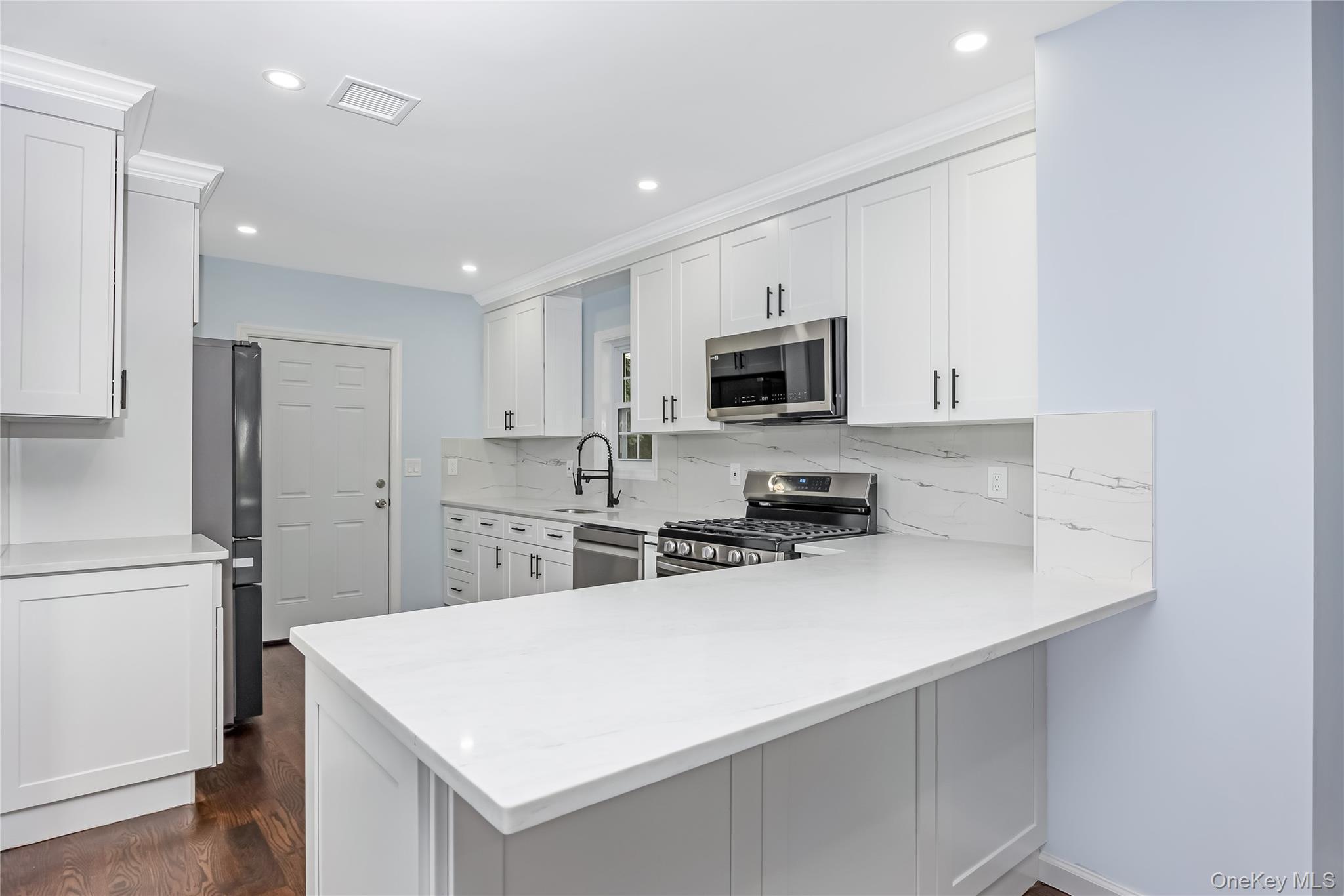 54 W Marshall Street – For Sale photo 10