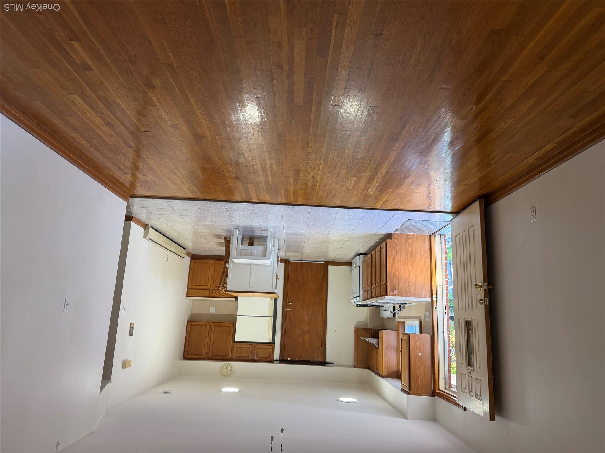 4131 219th Street, Unit 1 FL photo 4