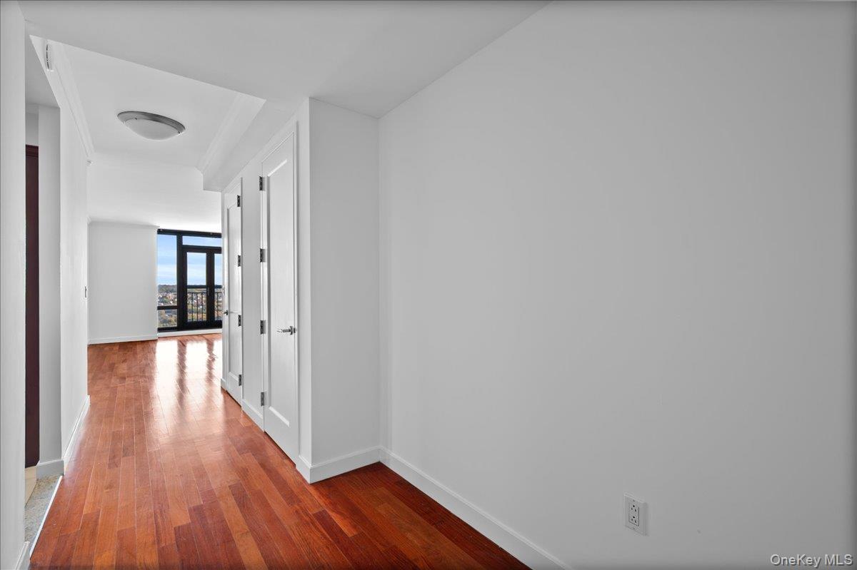 10 City Place, Unit 25F photo 4