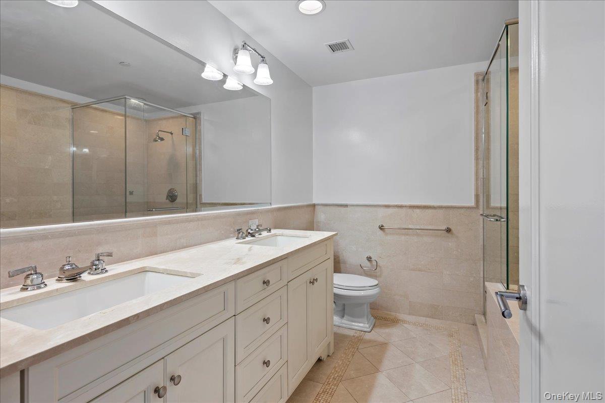 10 City Place, Unit 25F photo 15