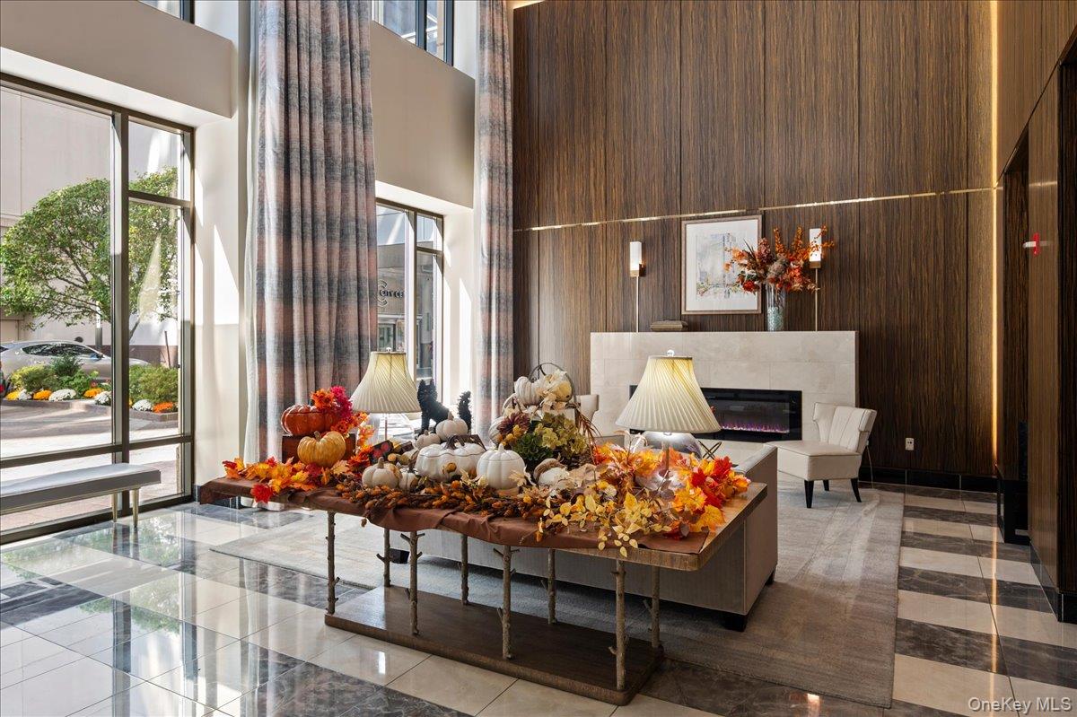 10 City Place, Unit 25F photo 2