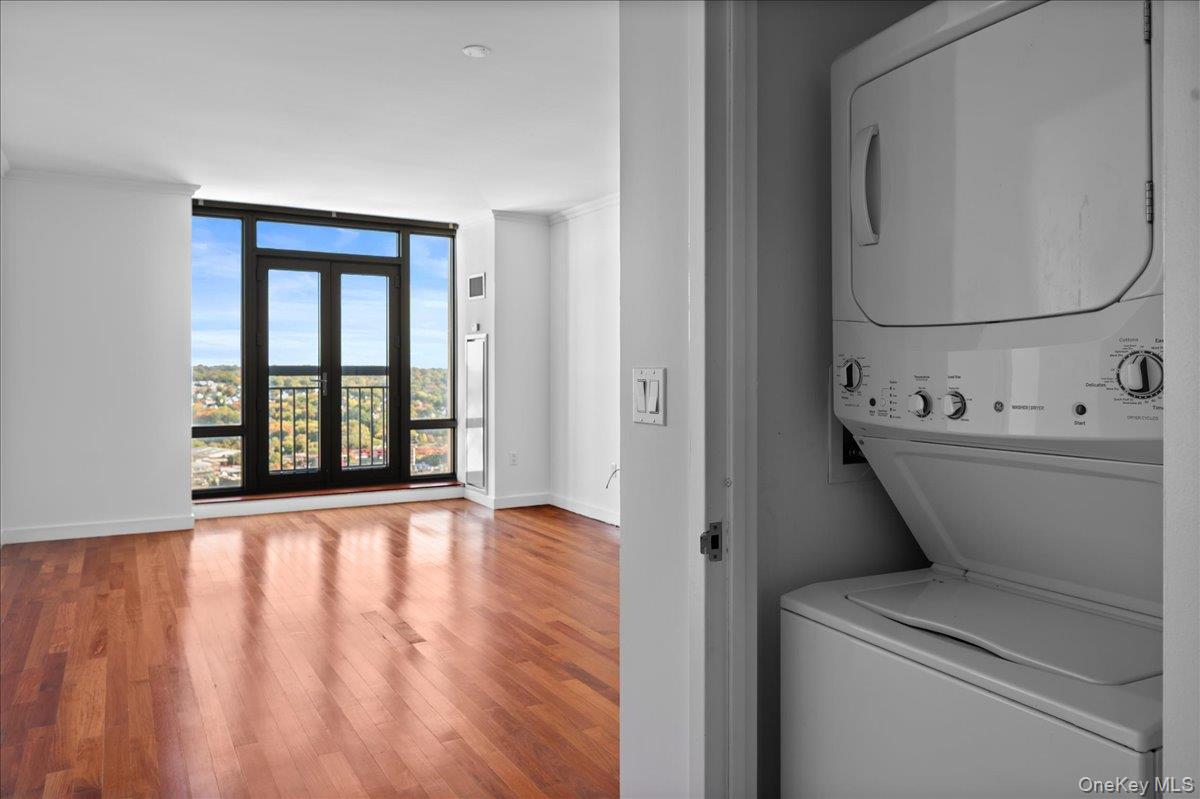 10 City Place, Unit 25F photo 20