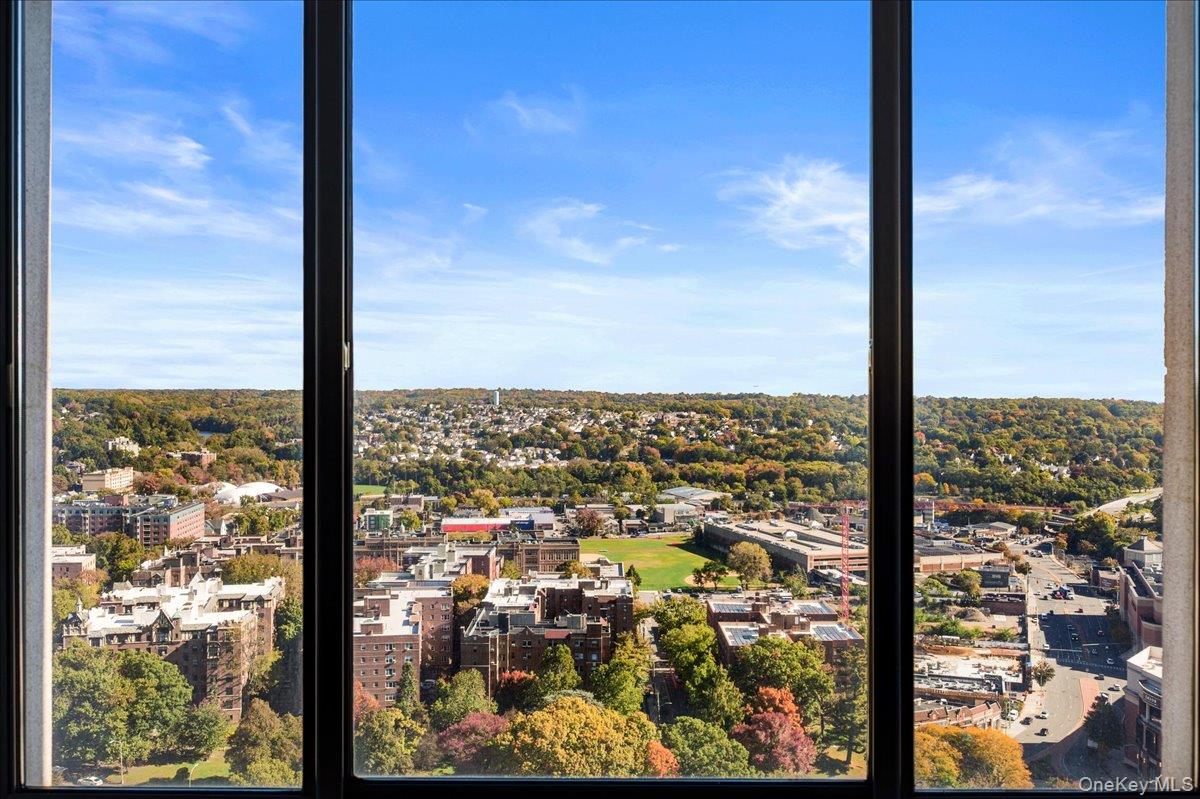 10 City Place, Unit 25F photo 13