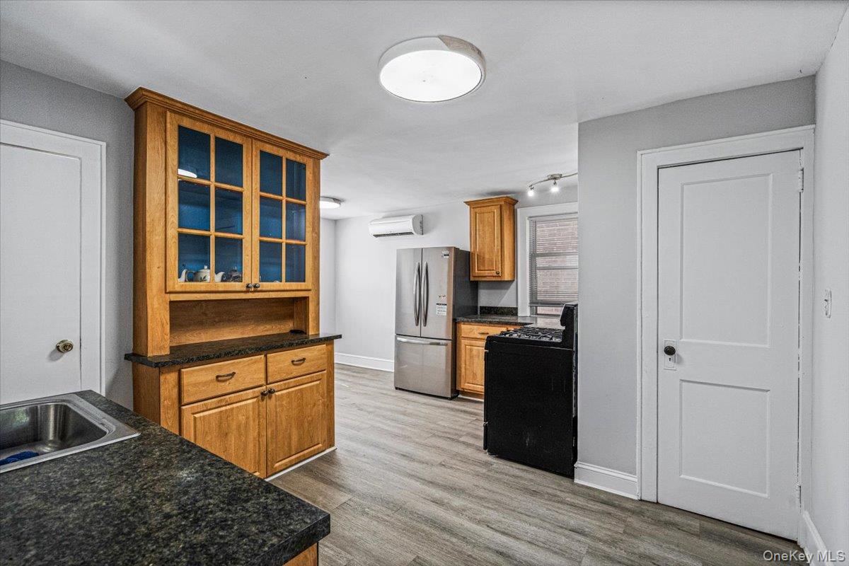 209-72 45th Drive – For Sale photo 10